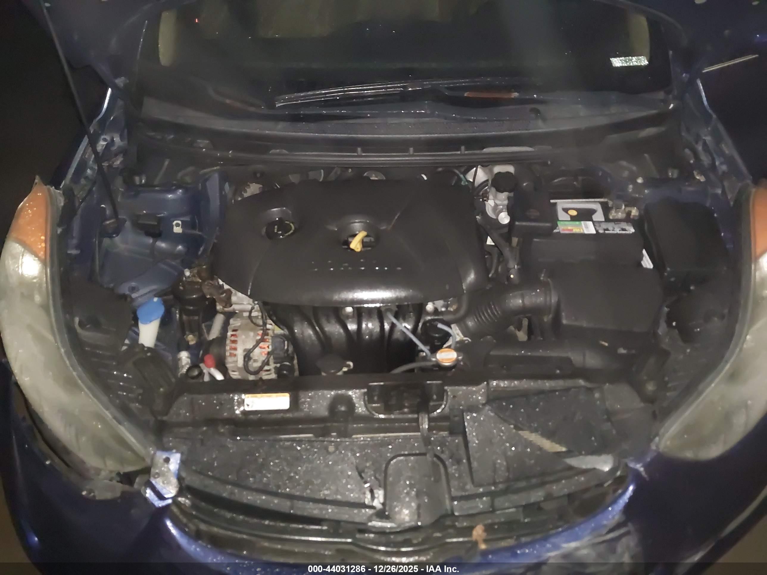 HYUNDAI ELANTRA image 10