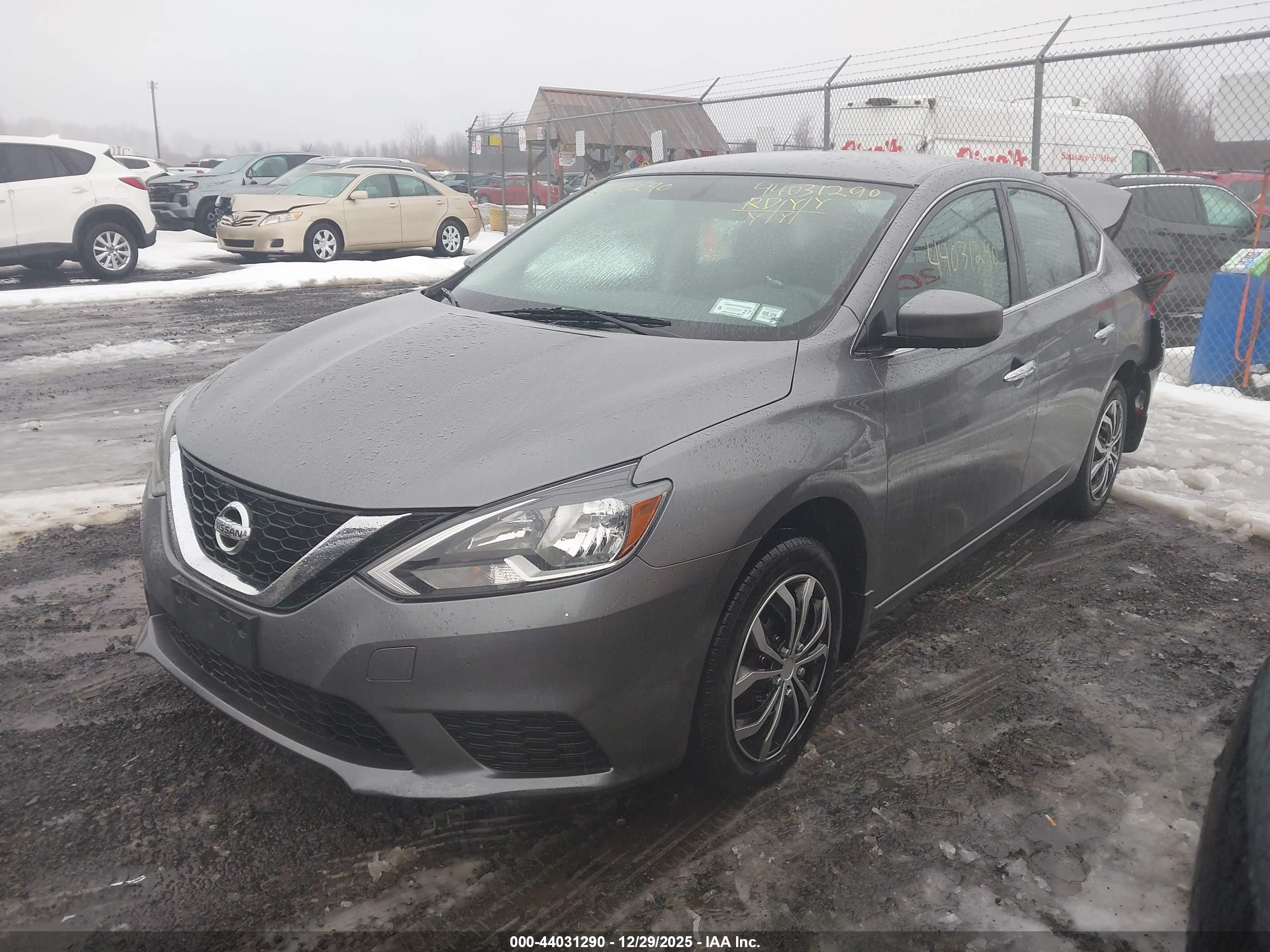 NISSAN SENTRA image 2