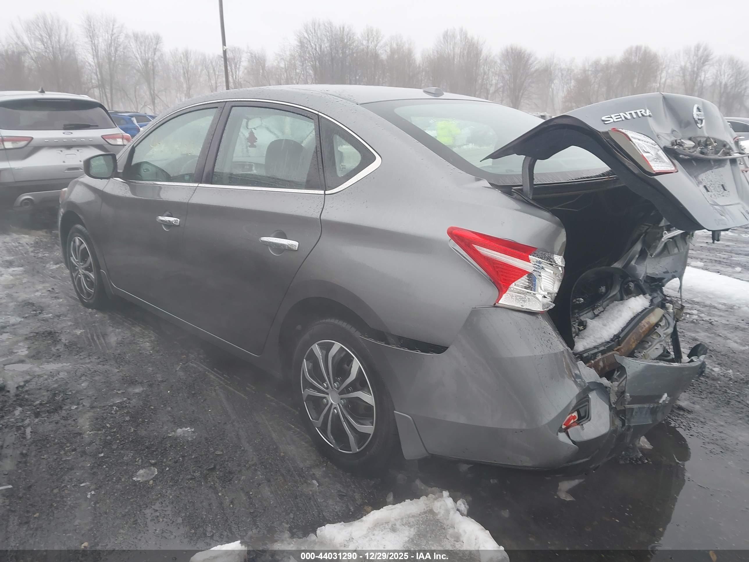 NISSAN SENTRA image 3