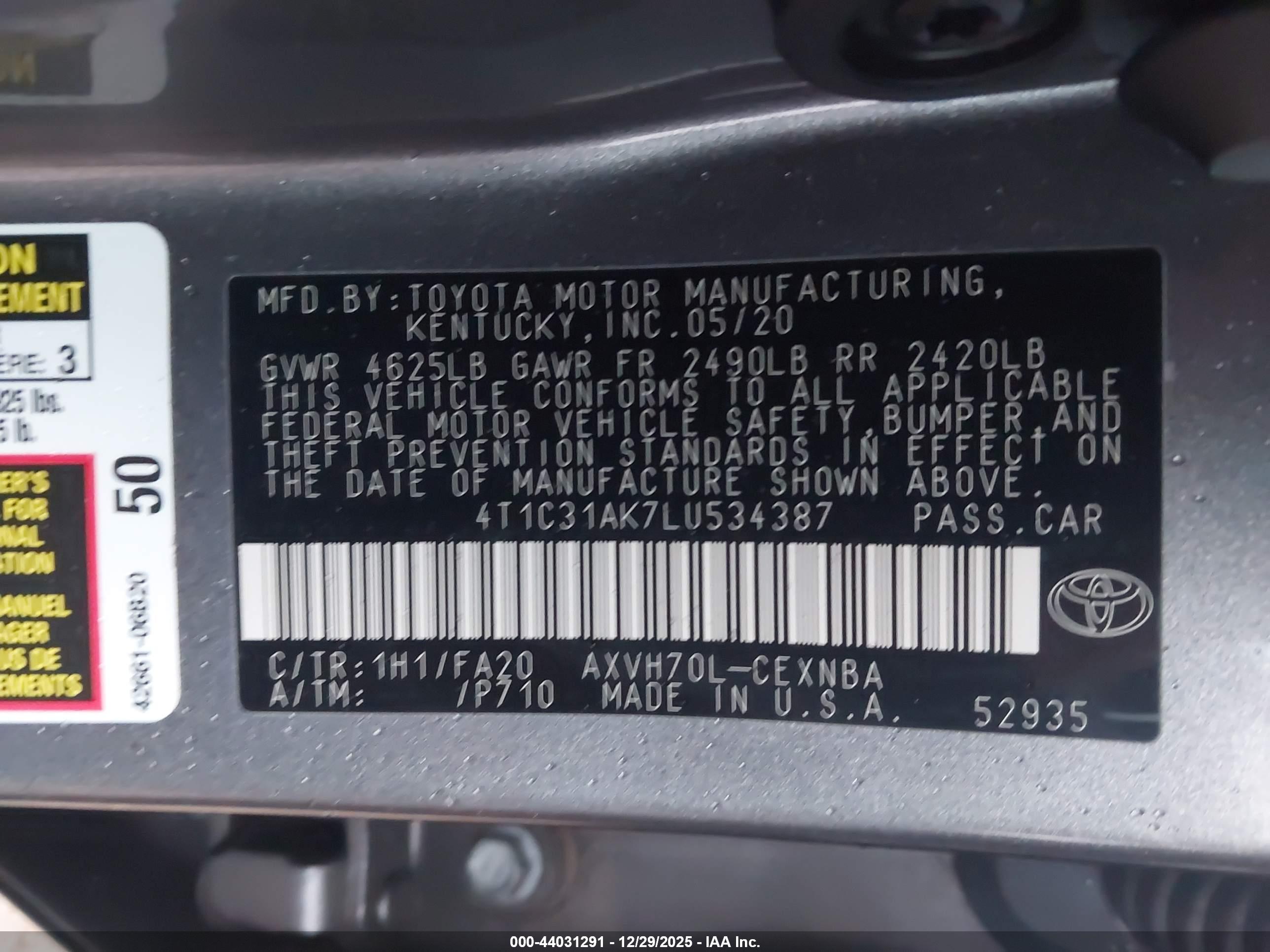 TOYOTA CAMRY image 9