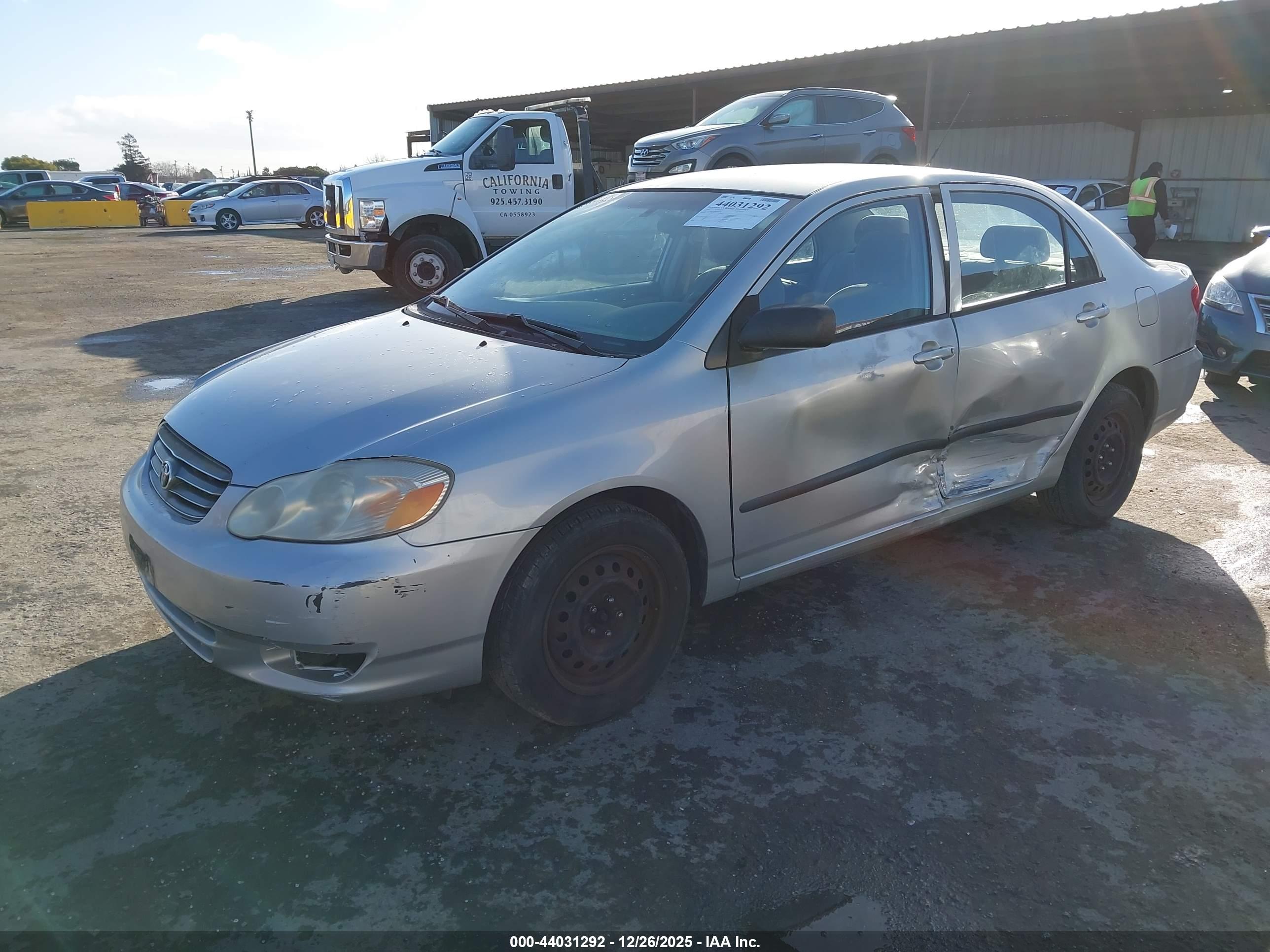 TOYOTA COROLLA image 2