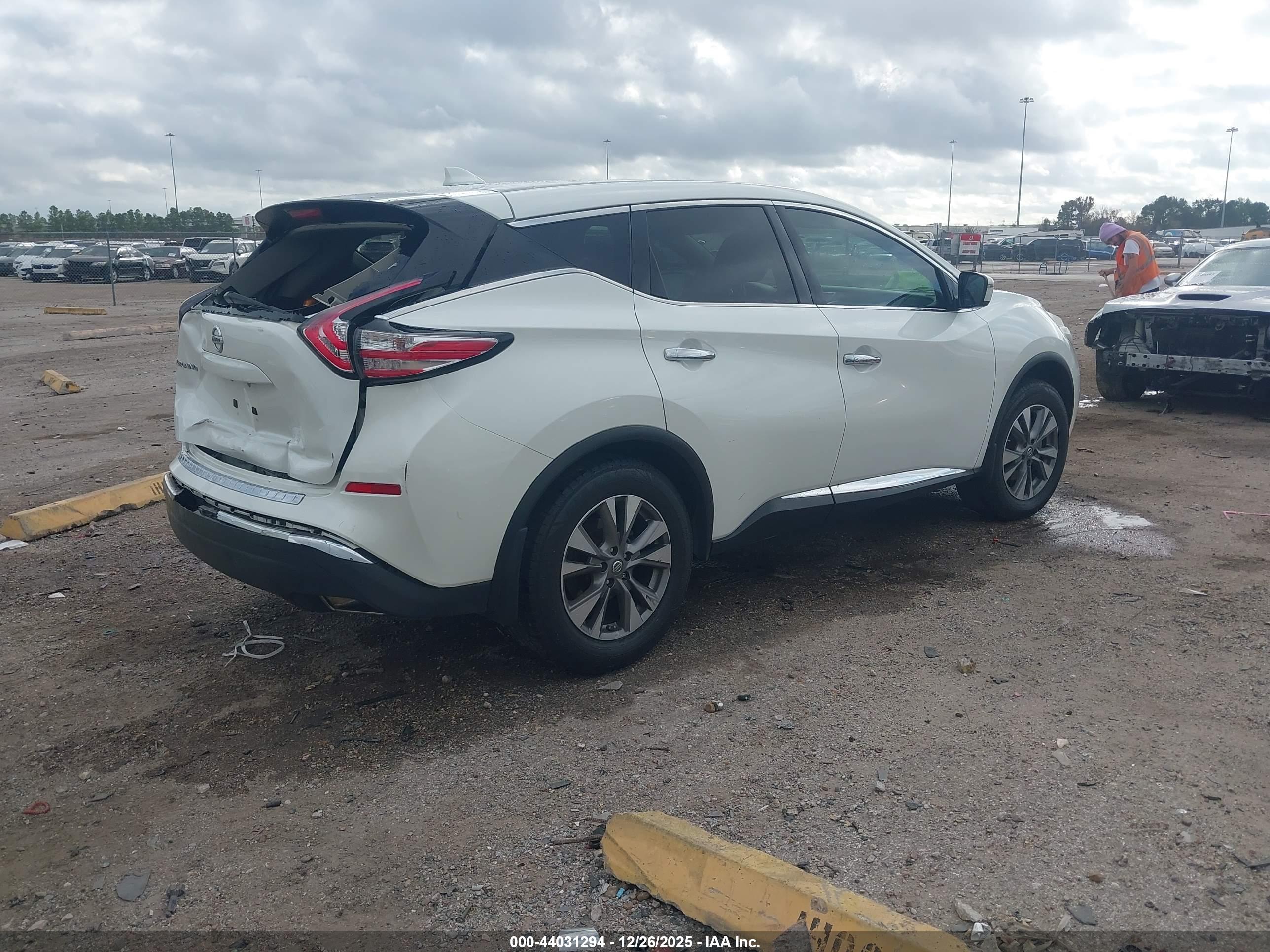 NISSAN MURANO image 4