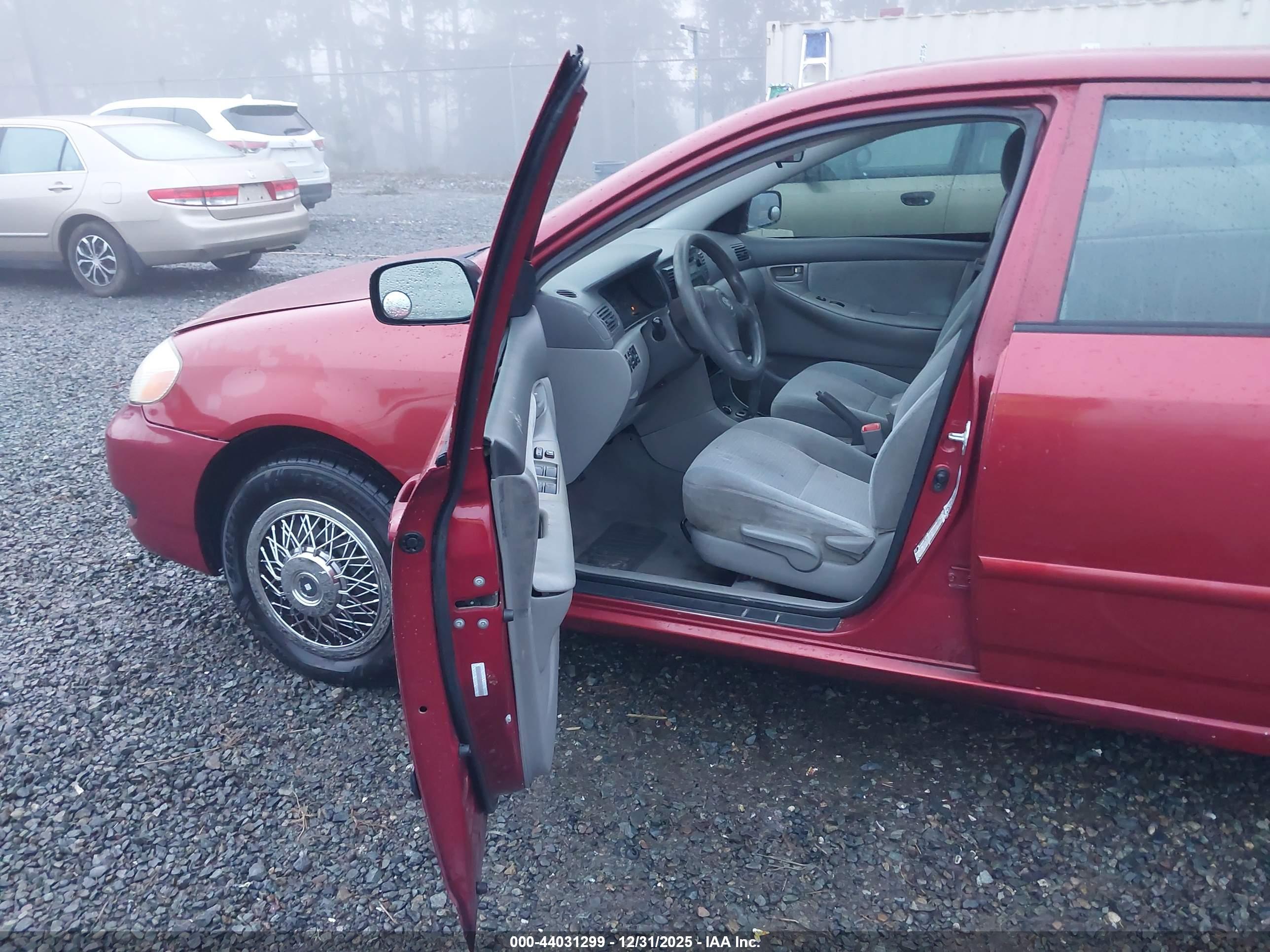 TOYOTA COROLLA image 5