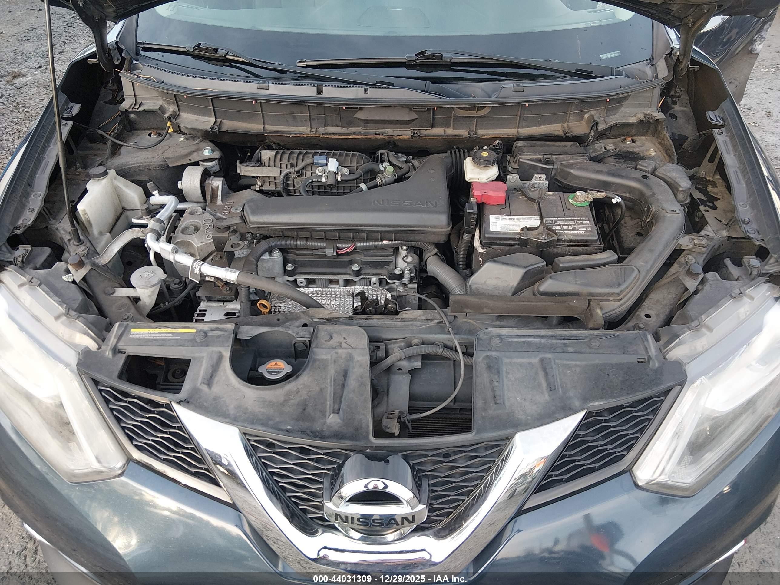 NISSAN ROGUE image 10