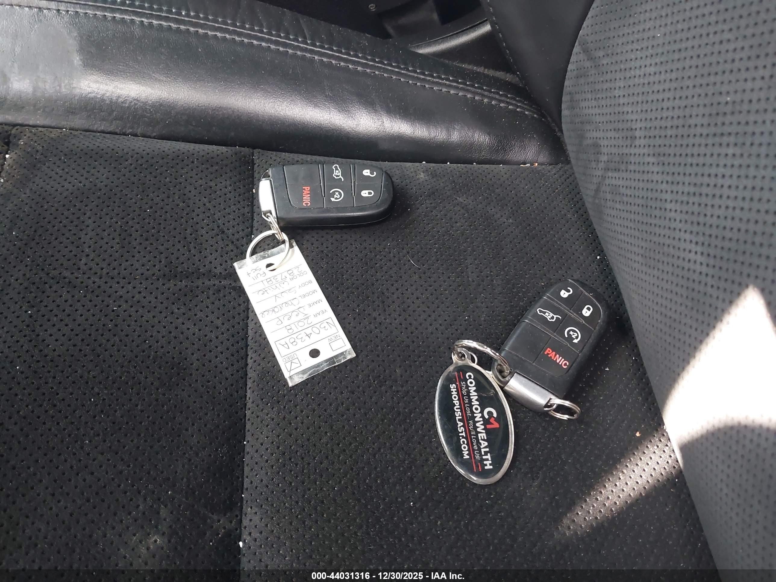 JEEP GRAND image 11