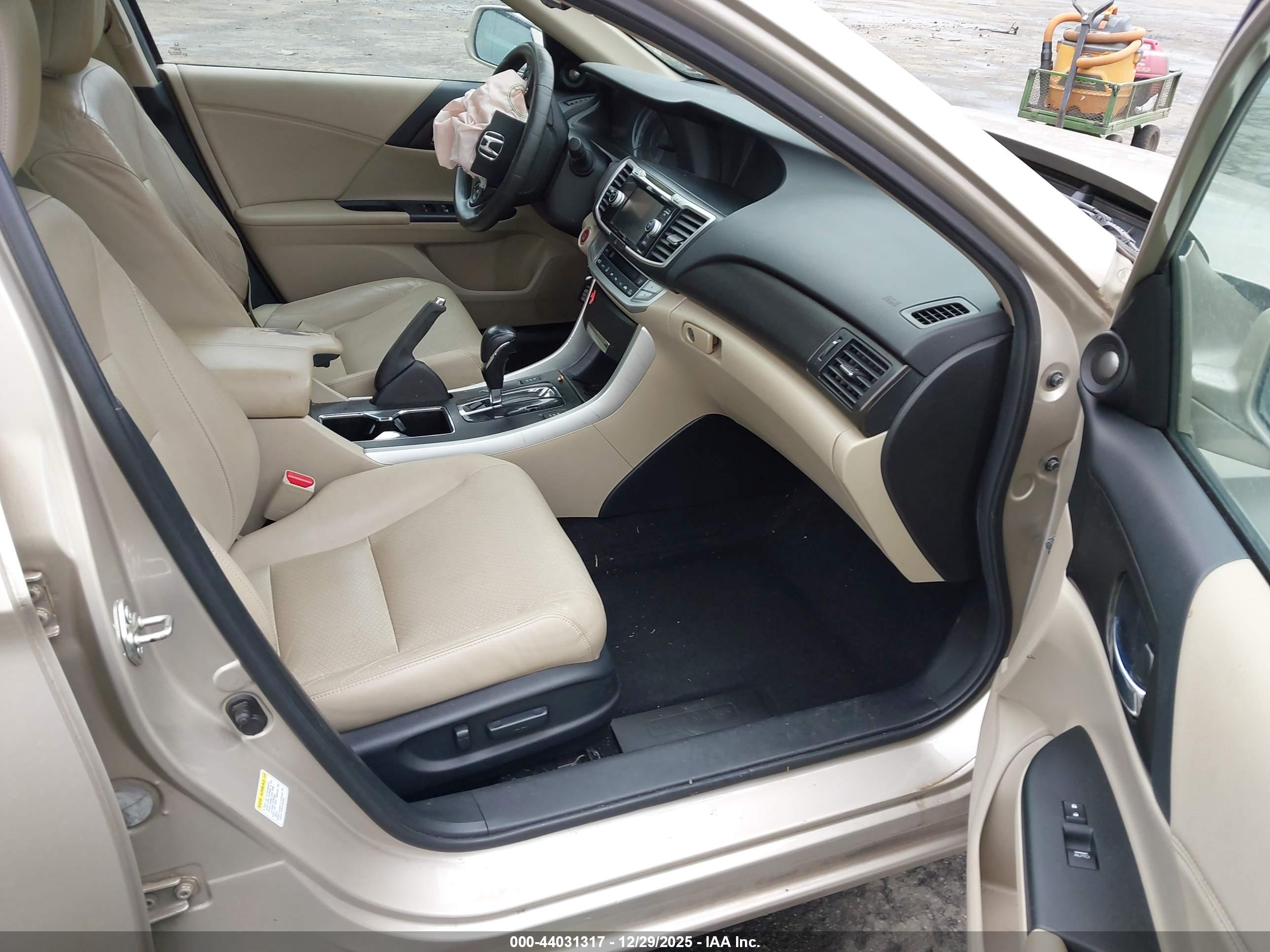HONDA ACCORD image 5