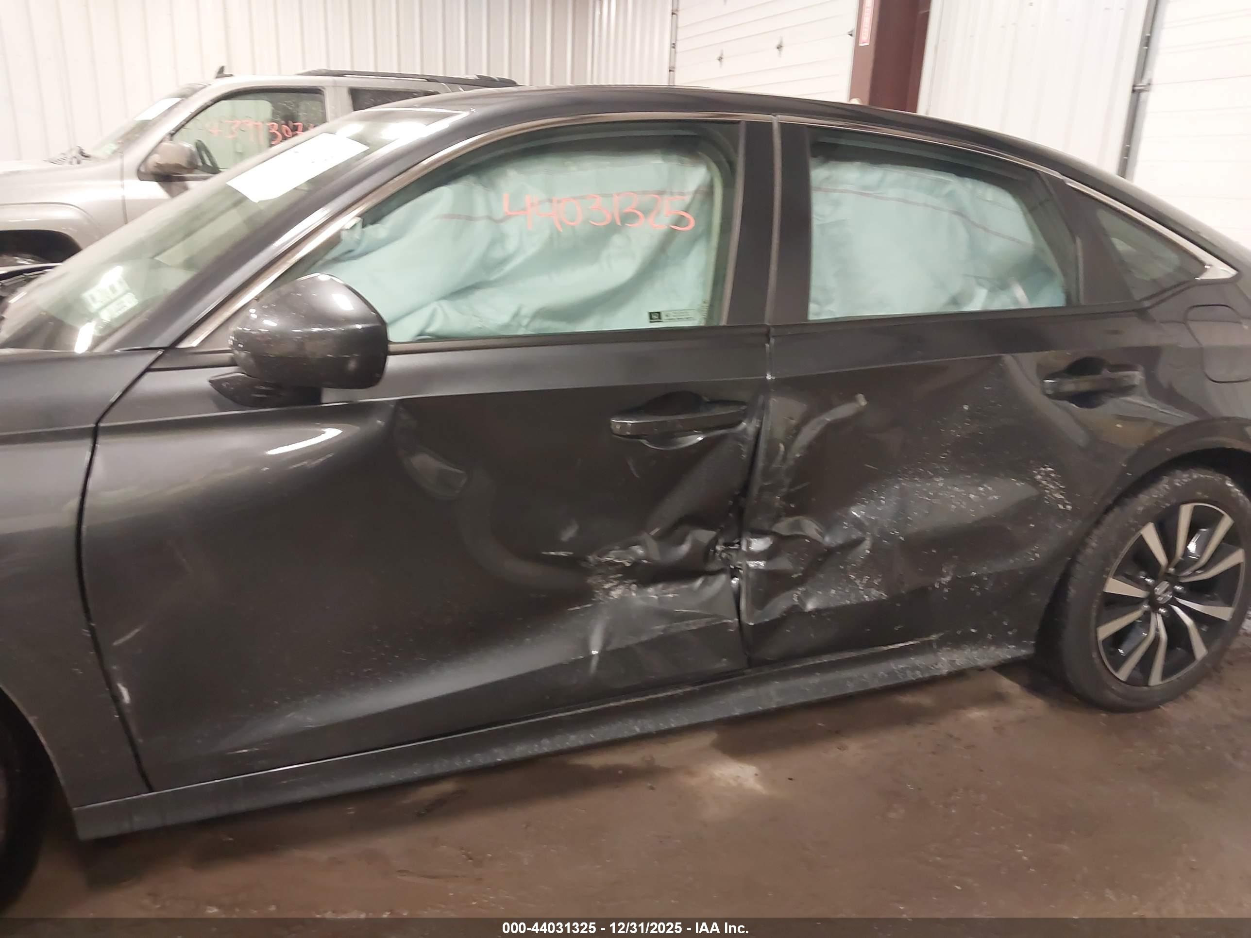 HONDA CIVIC image 6