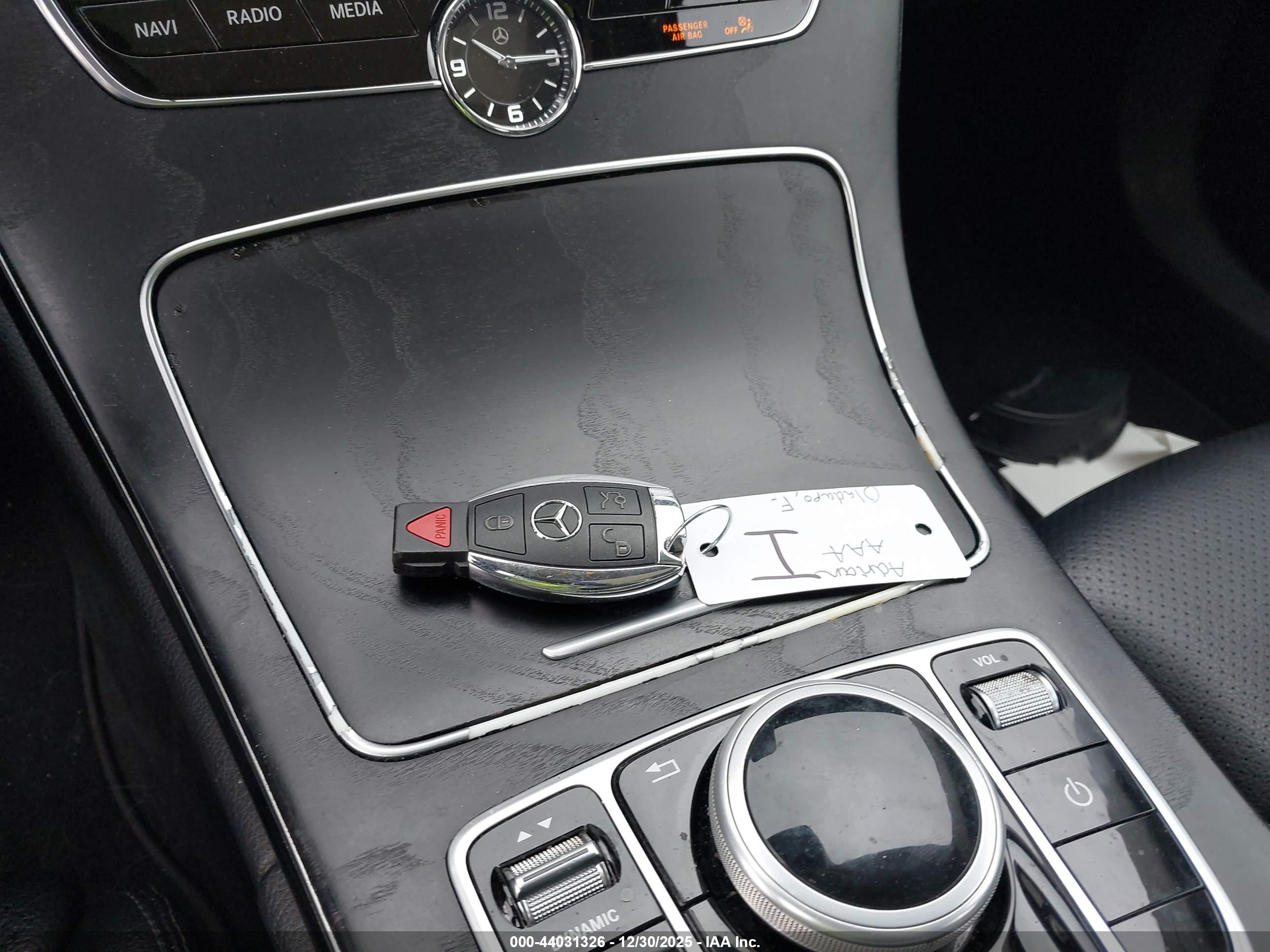 MERCEDES-BENZ C image 11