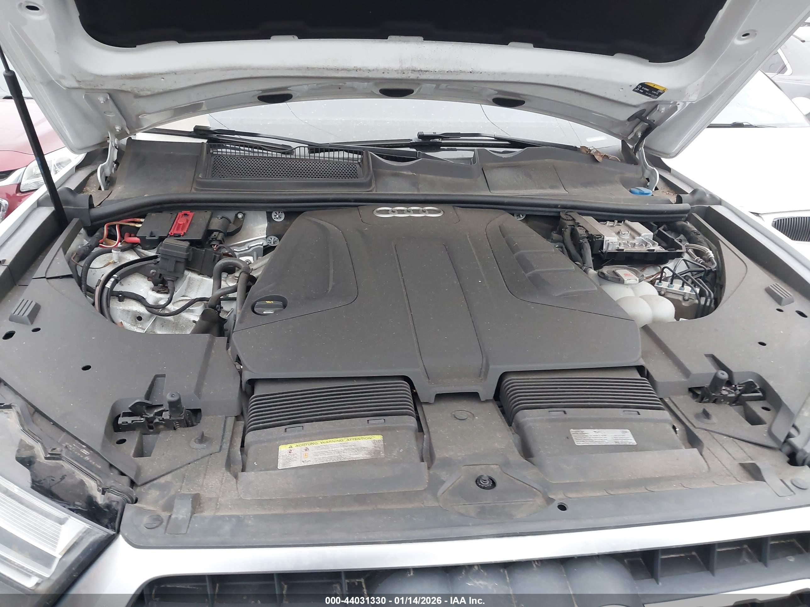 AUDI Q7 image 10