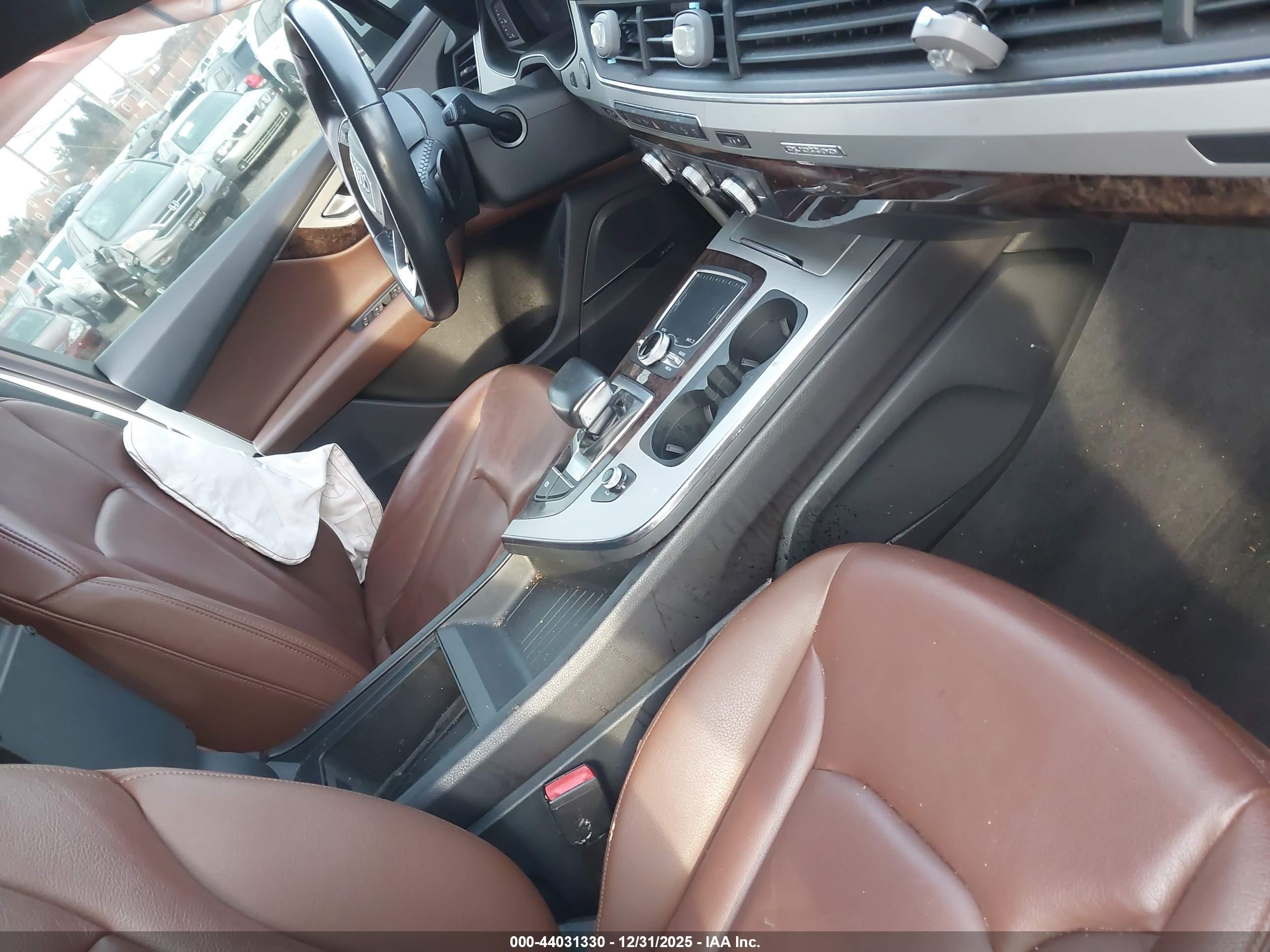 AUDI Q7 image 5