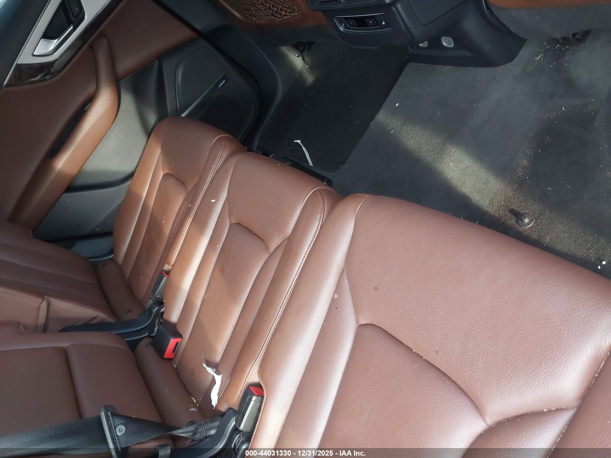 AUDI Q7 image 8