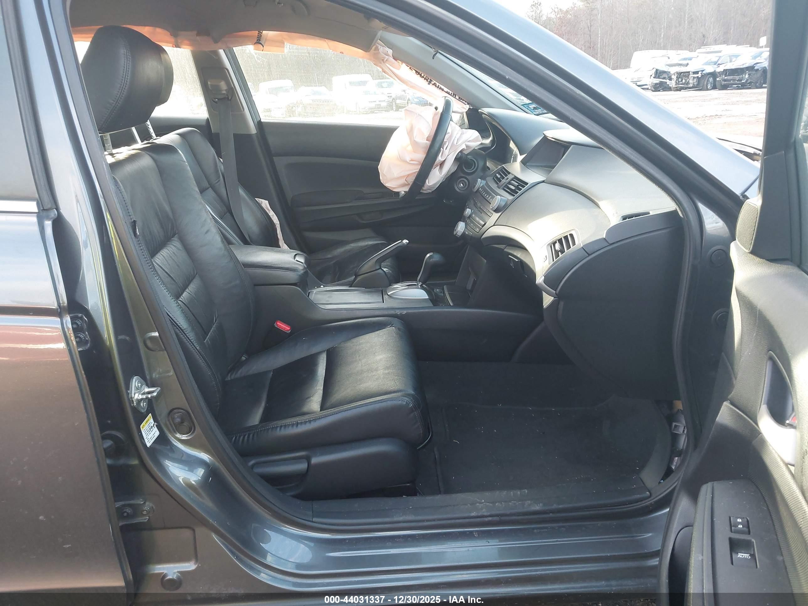 HONDA ACCORD image 5