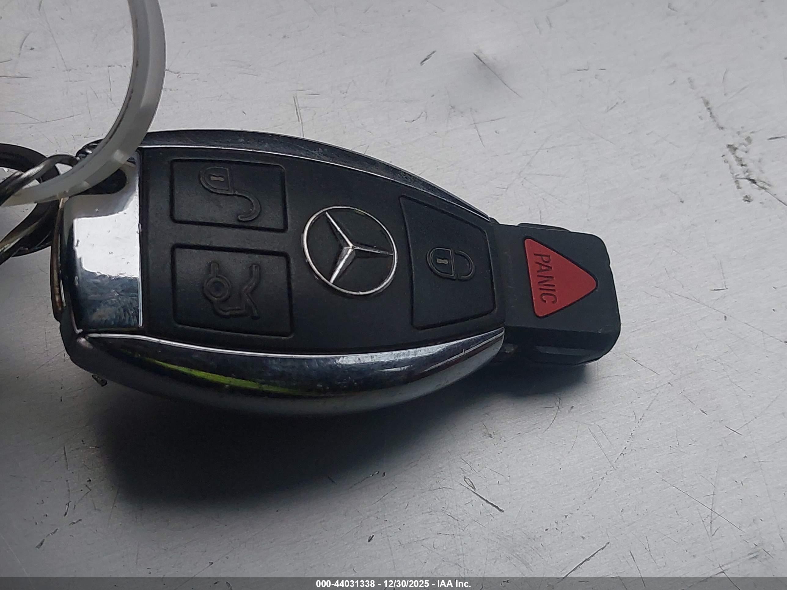 MERCEDES-BENZ CLS image 11