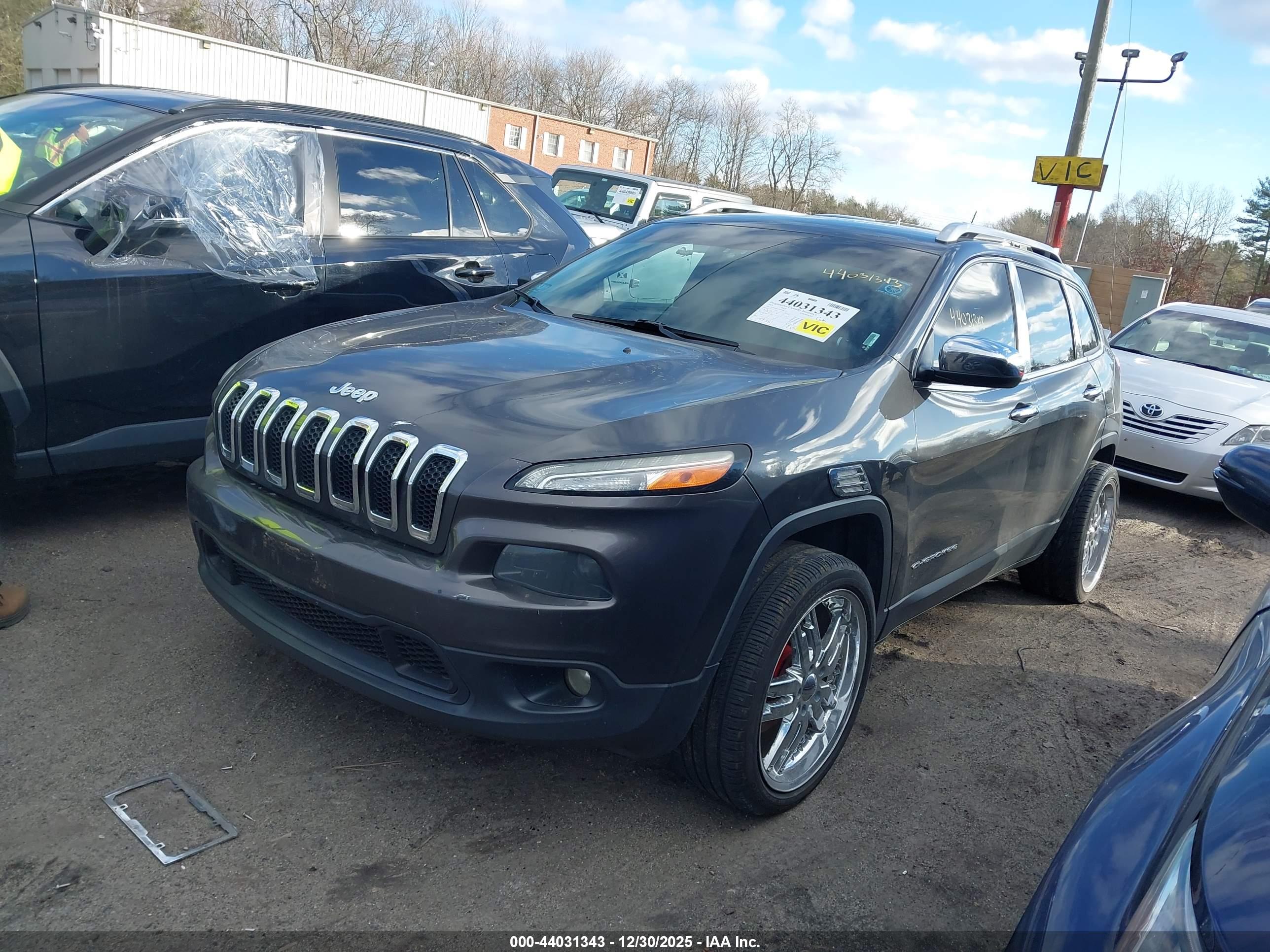 JEEP CHEROKEE image 2