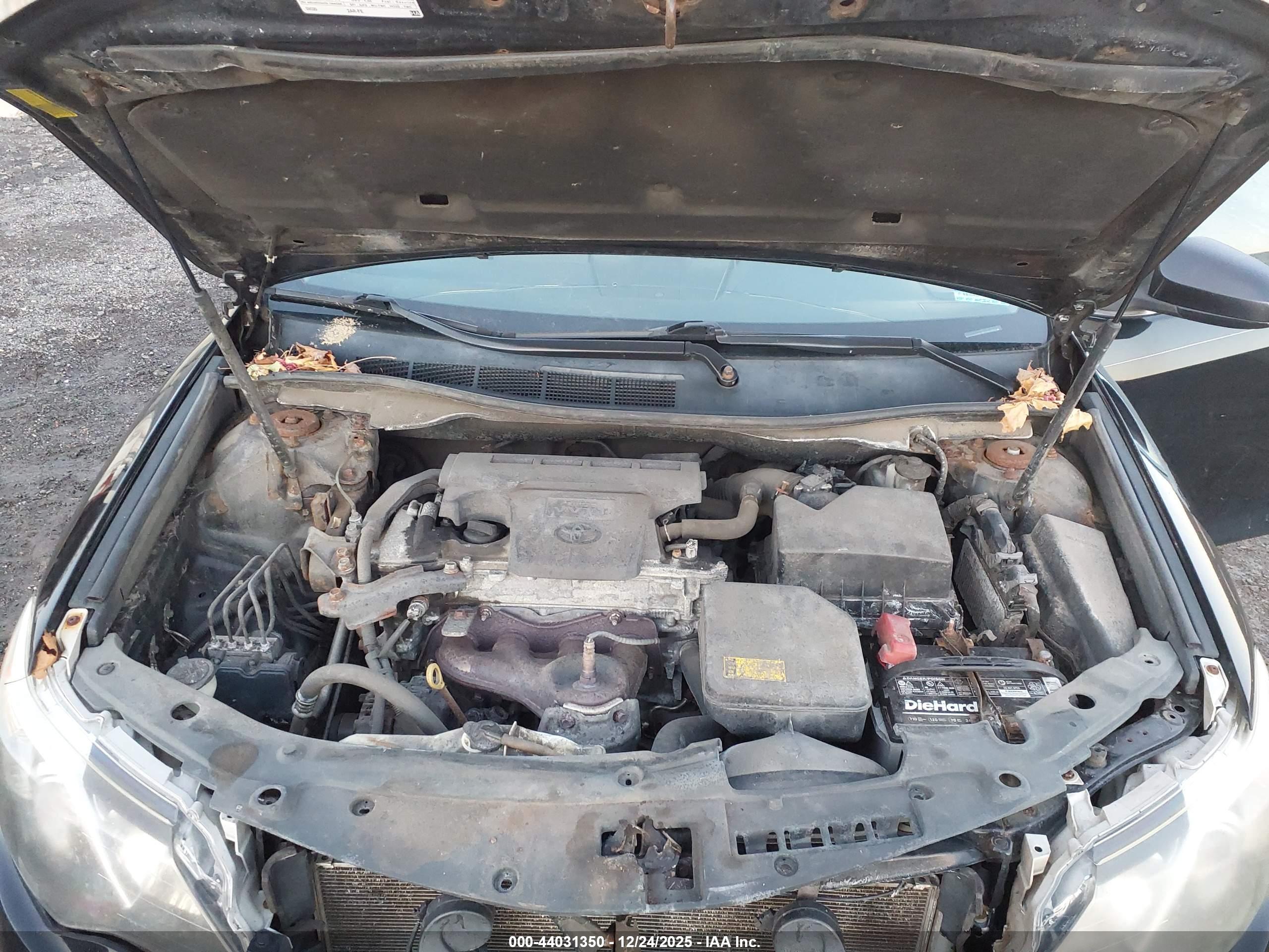 TOYOTA CAMRY image 10