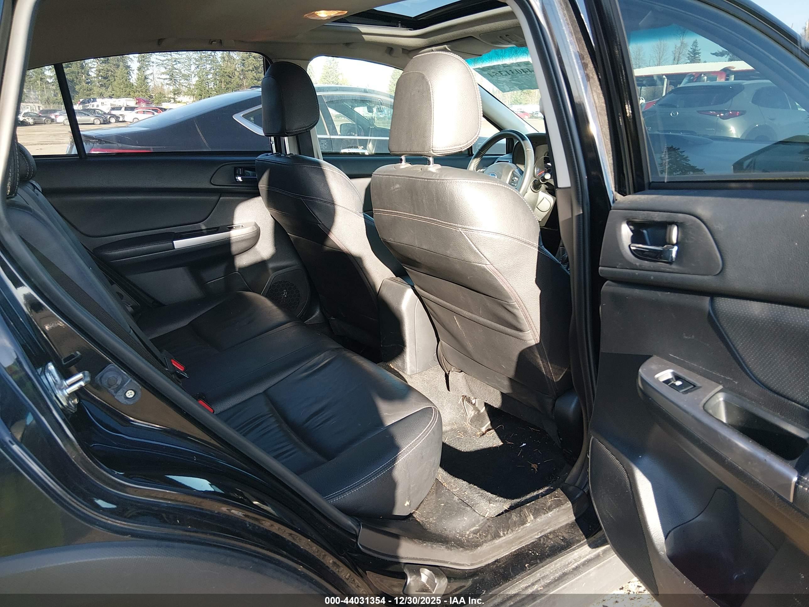 SUBARU XV image 8