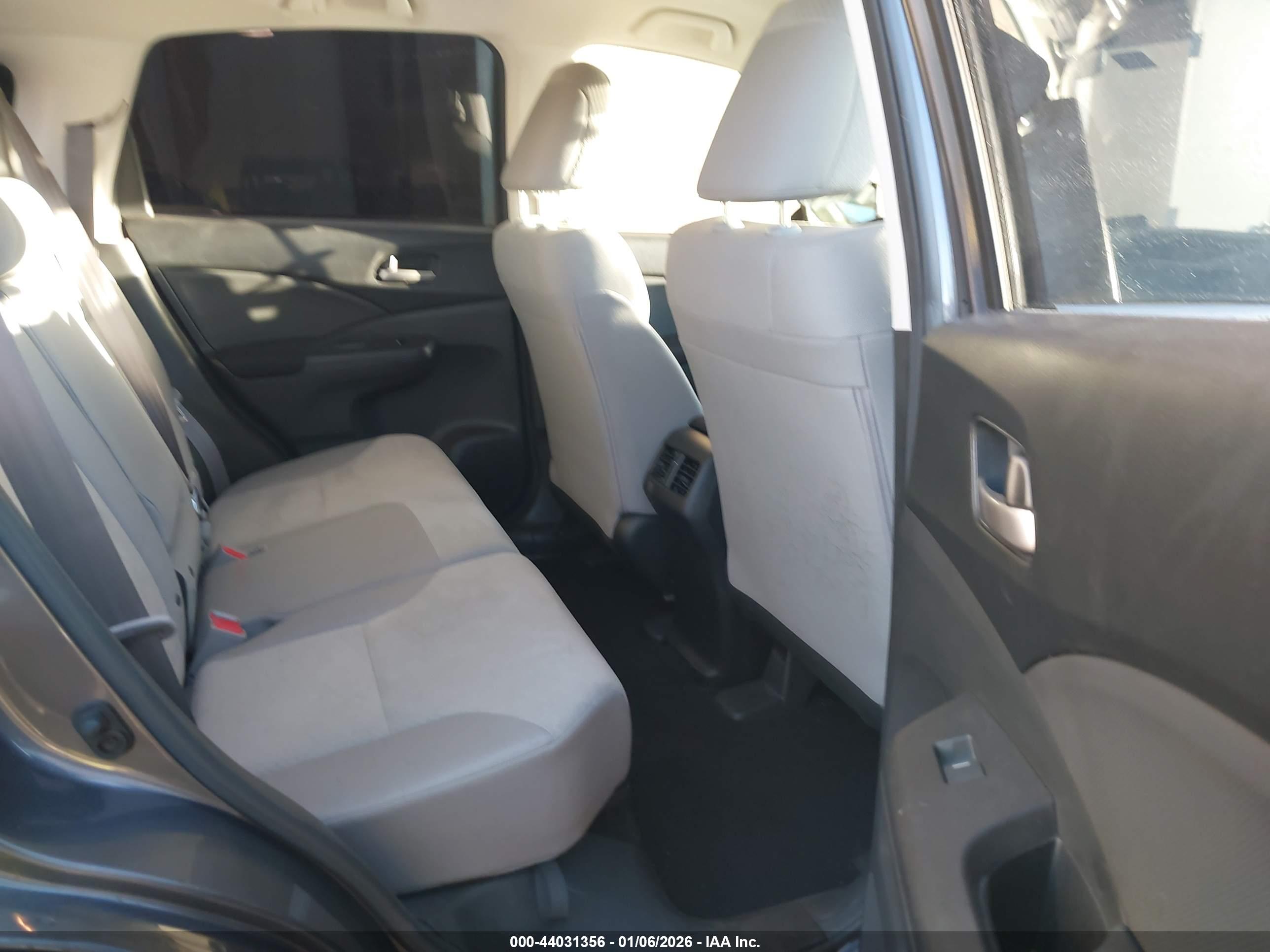 HONDA CR-V image 8