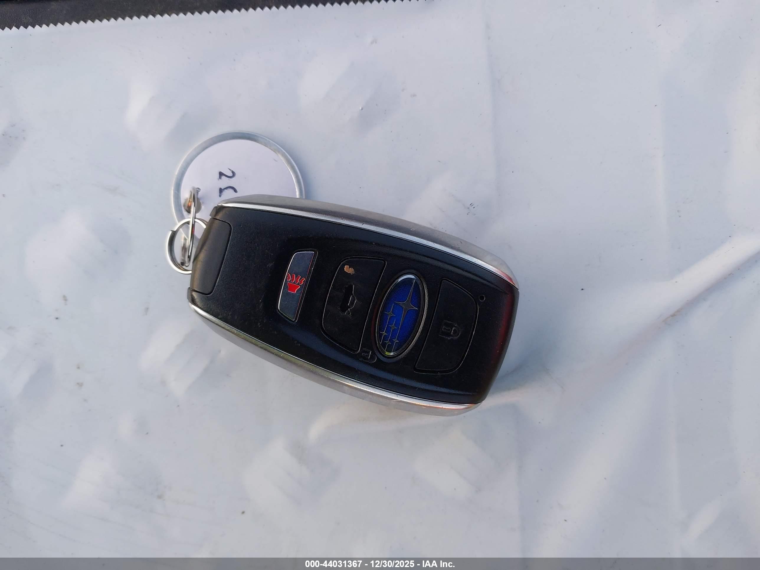 SUBARU OUTBACK image 11