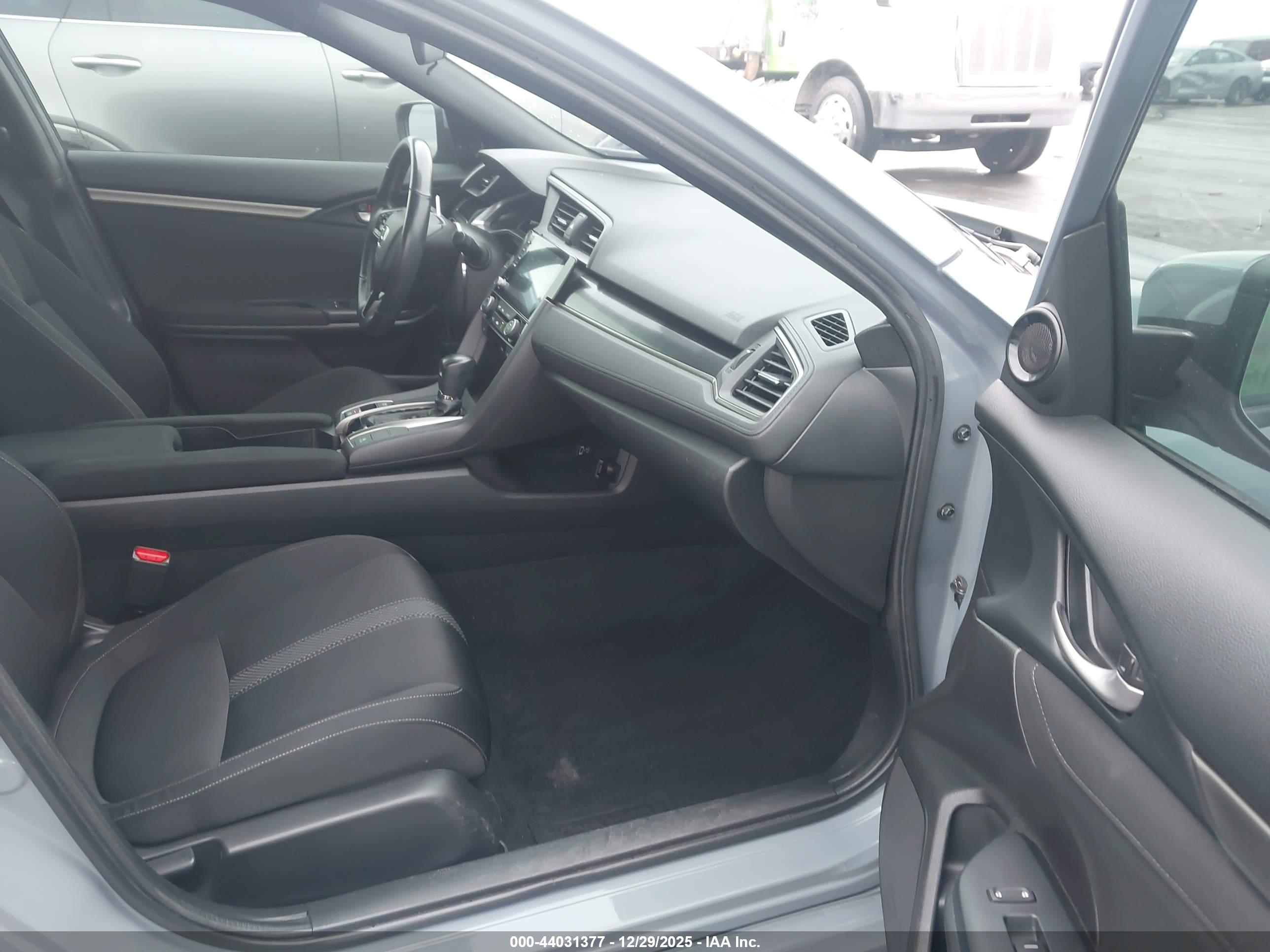 HONDA CIVIC image 5