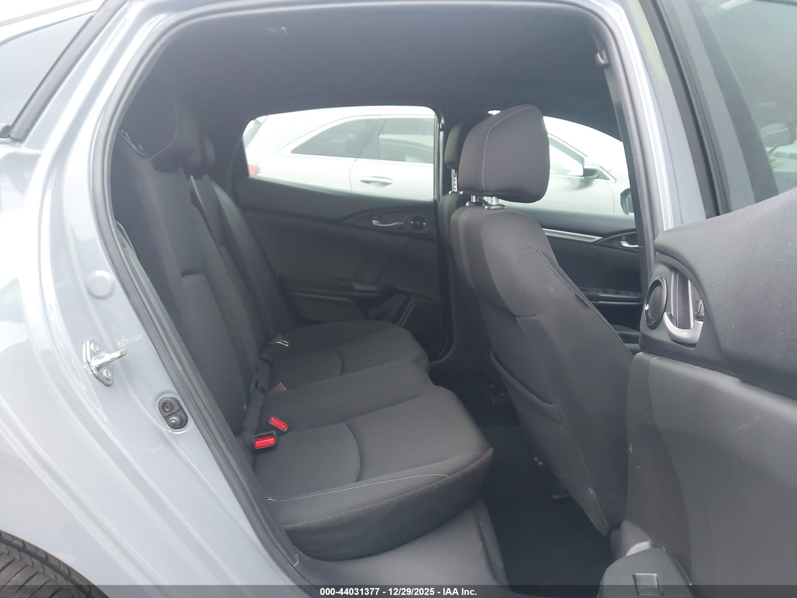 HONDA CIVIC image 8