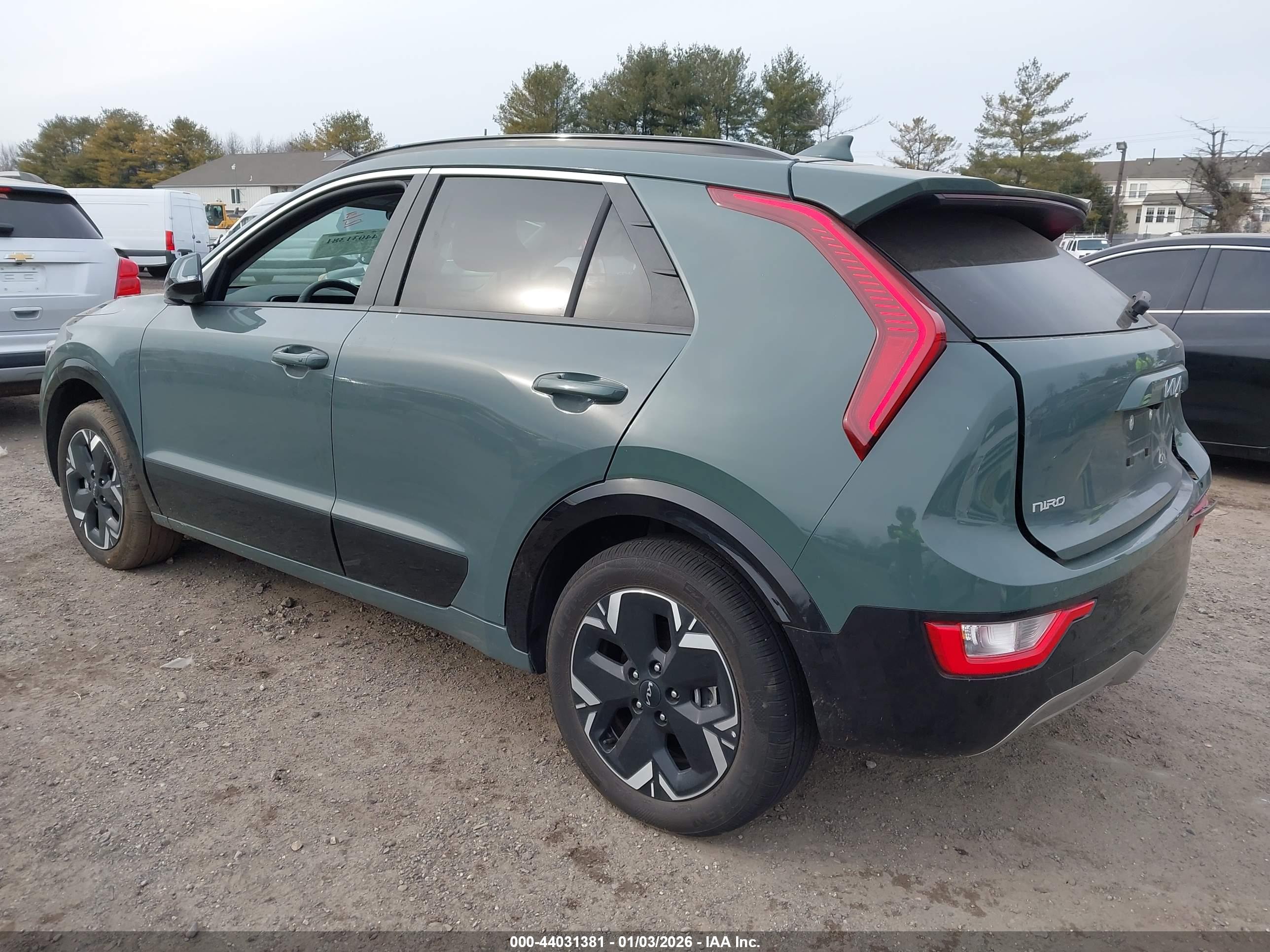 KIA NIRO image 3