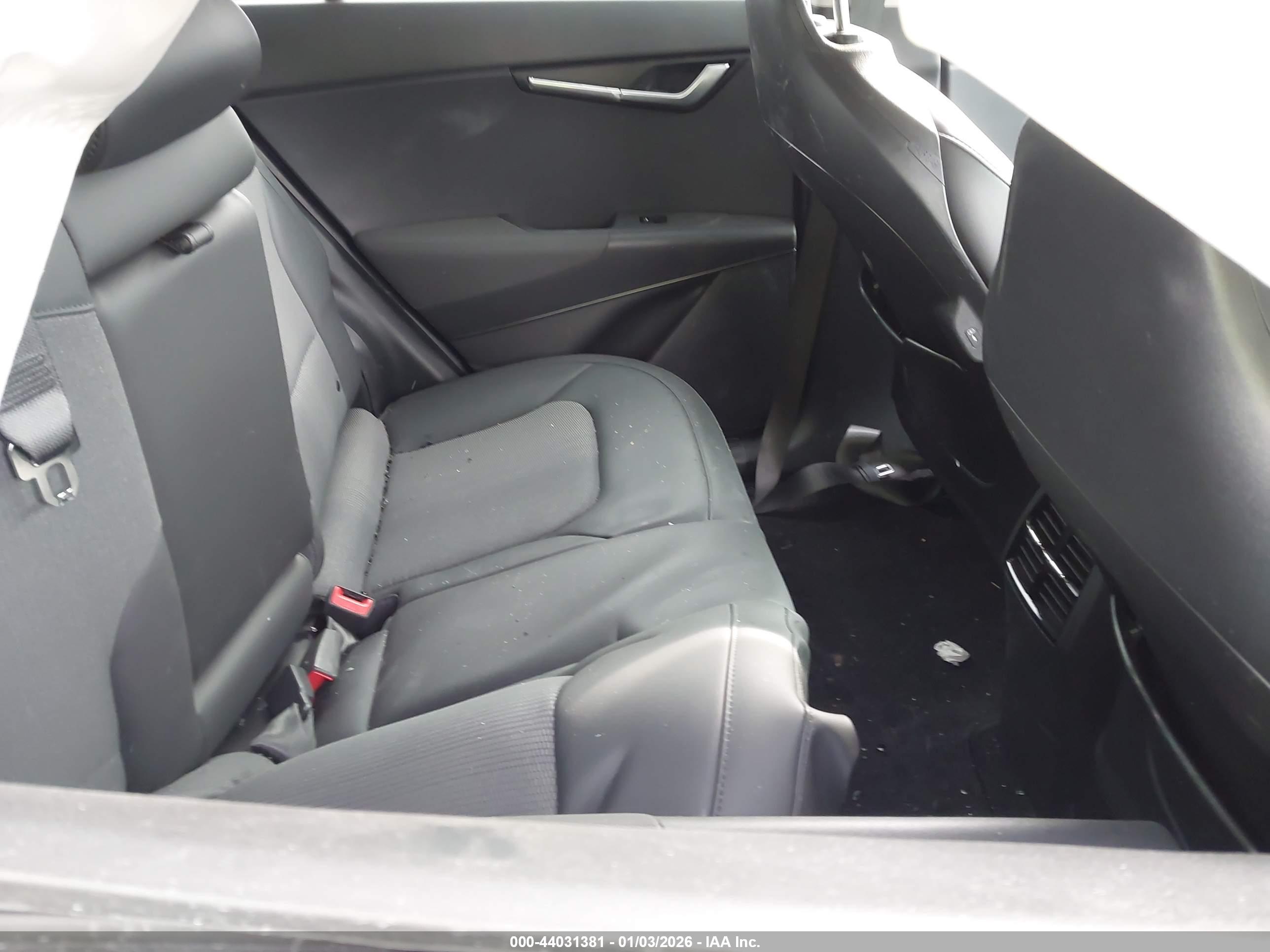 KIA NIRO image 8