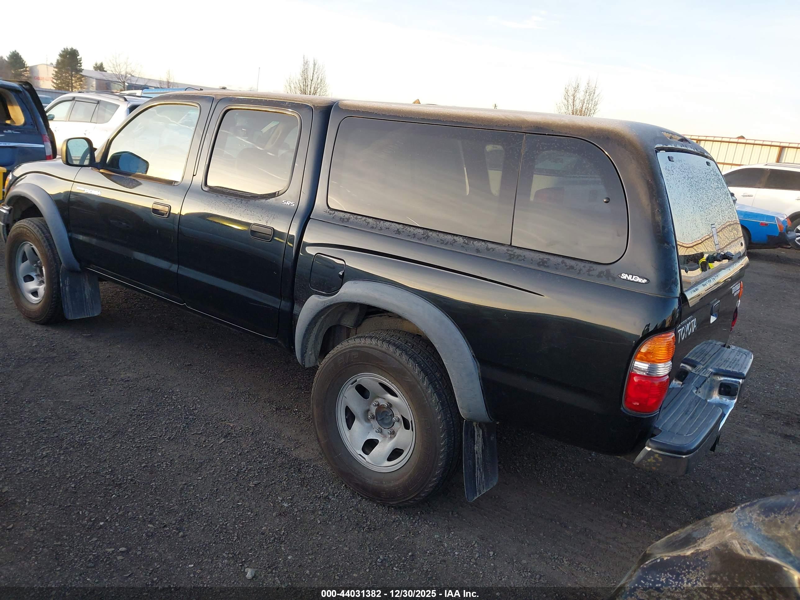 TOYOTA TACOMA image 3