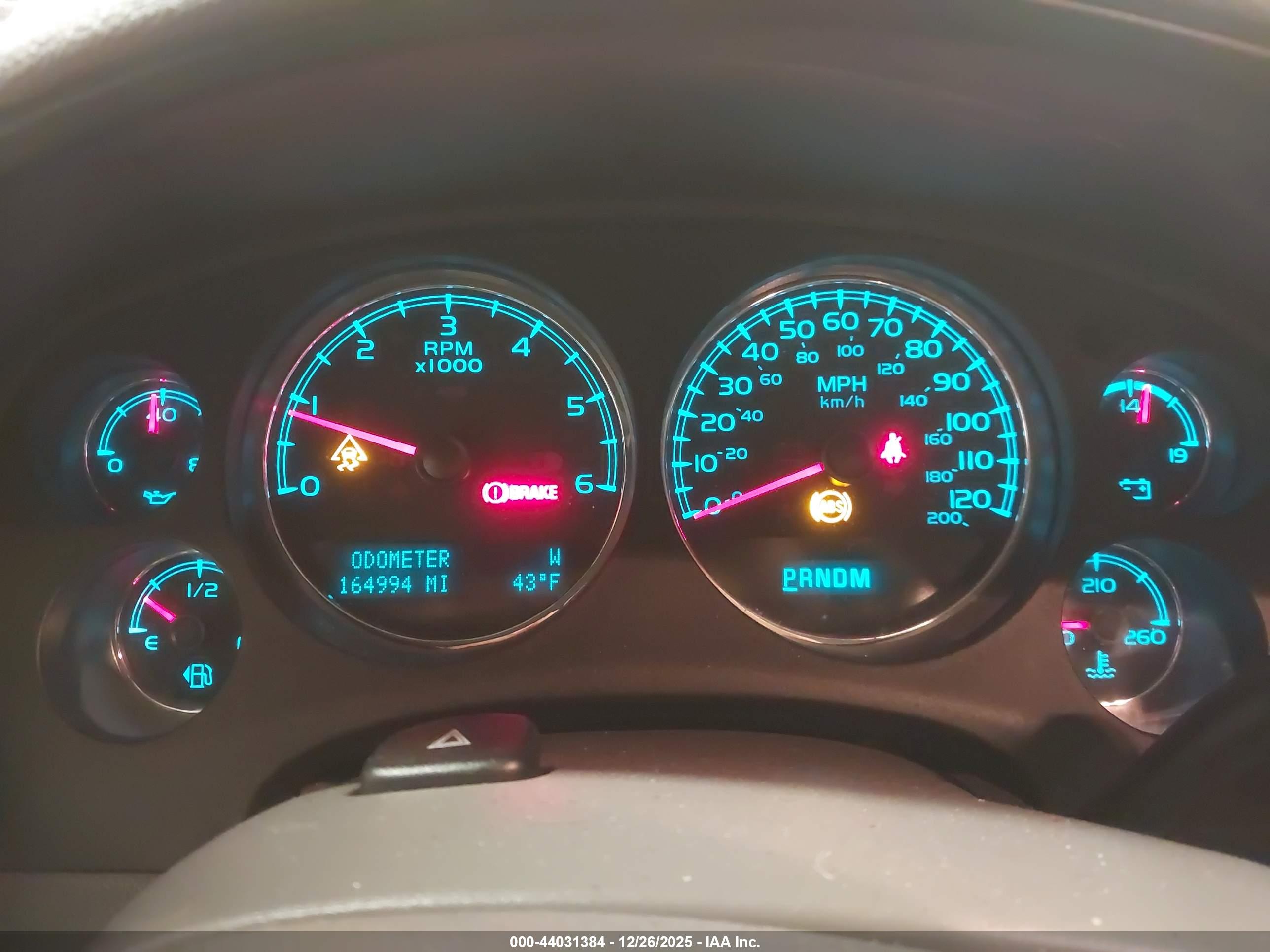 CHEVROLET TAHOE image 7