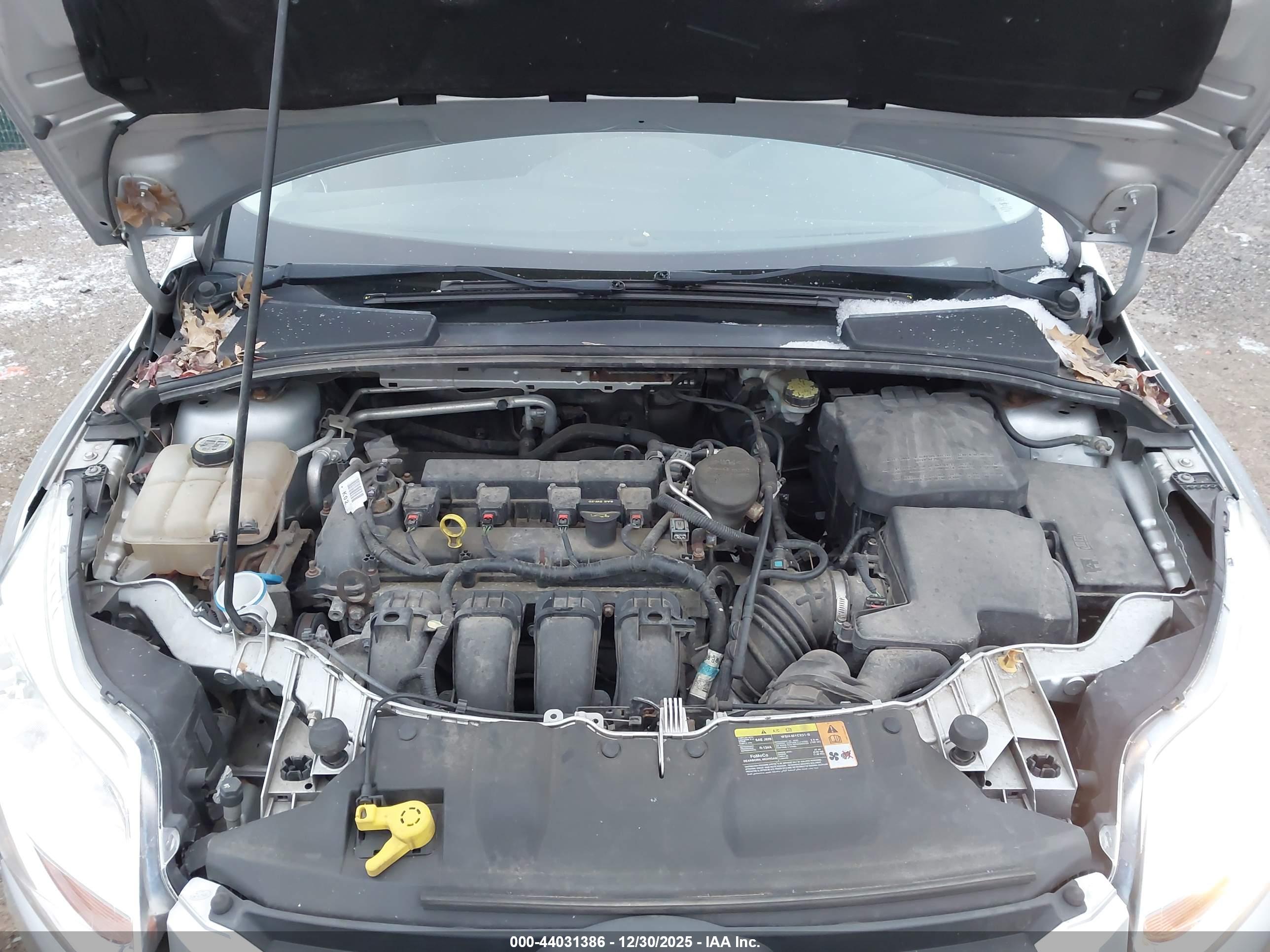 FORD FOCUS image 10