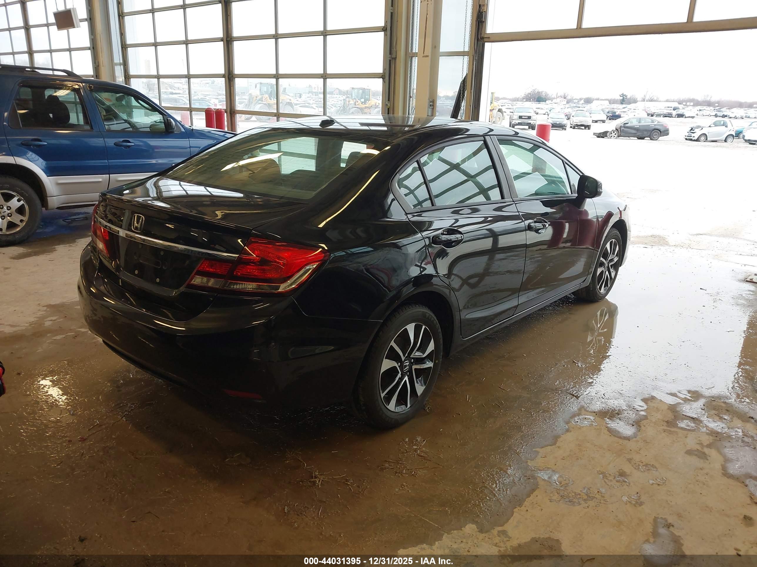 HONDA CIVIC image 4