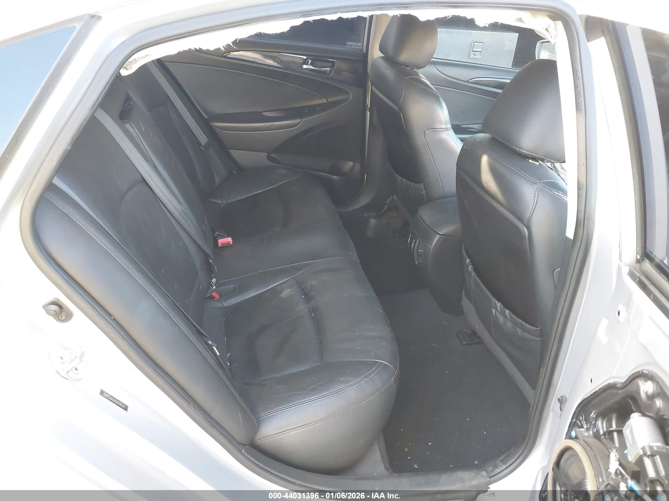 HYUNDAI SONATA image 8