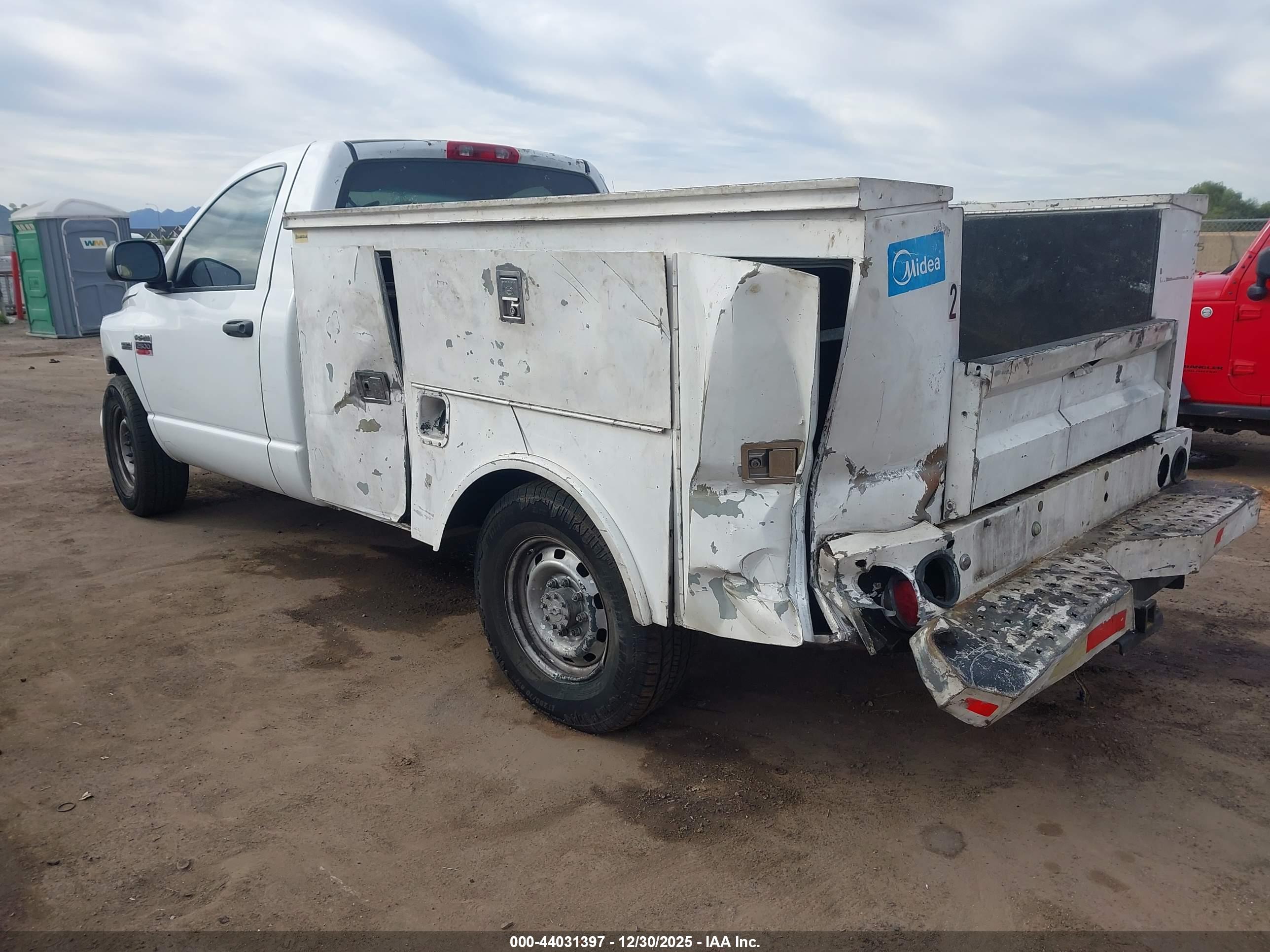 DODGE RAM image 3