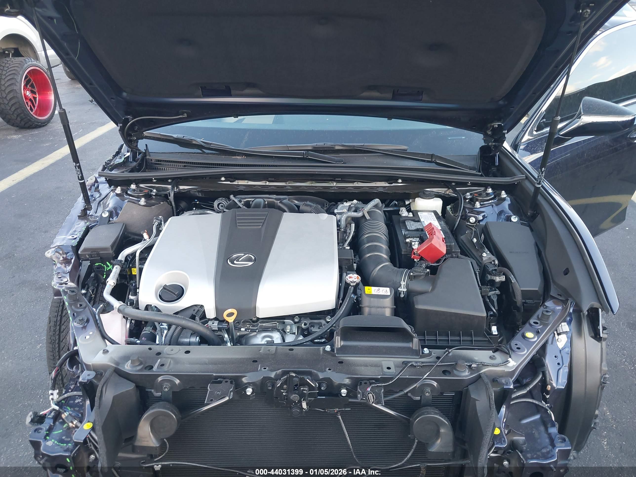 LEXUS ES image 10