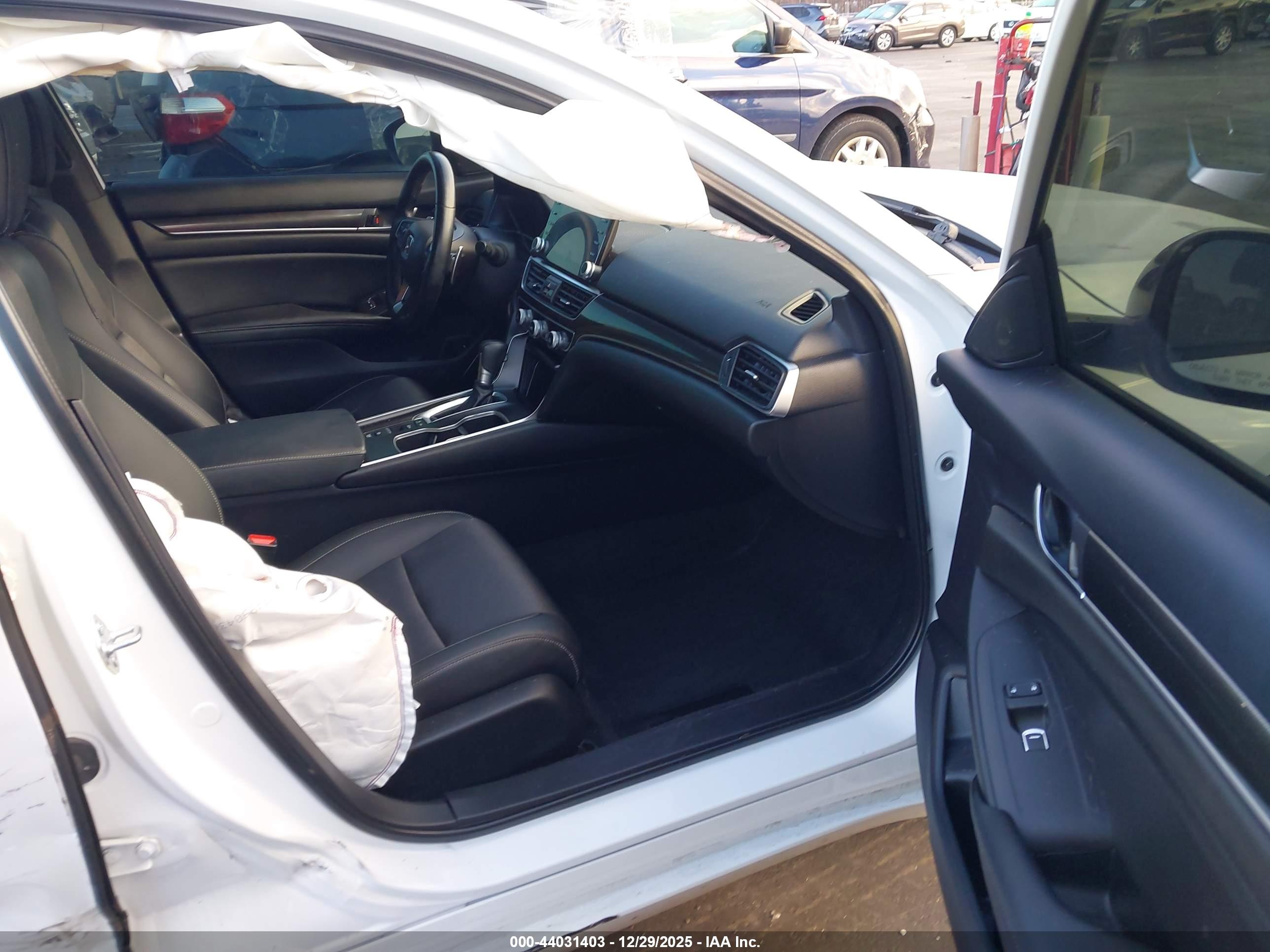 HONDA ACCORD image 5