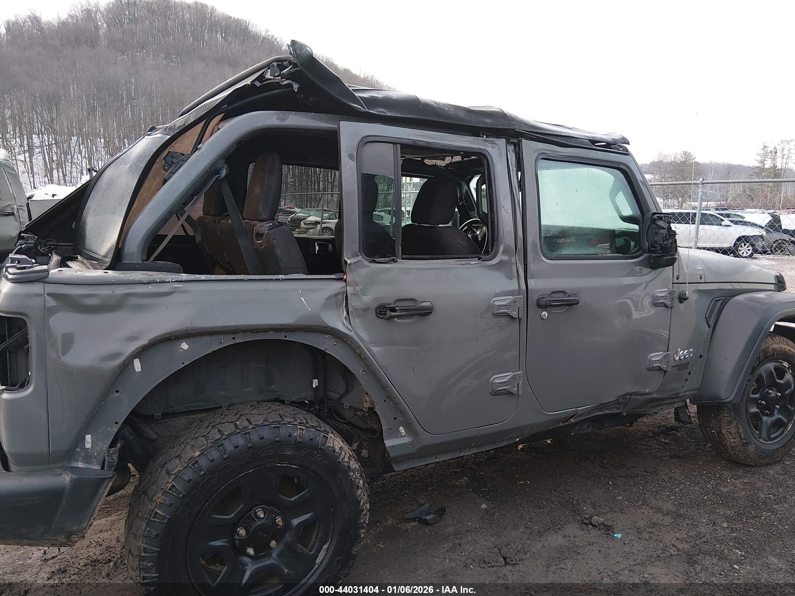 JEEP WRANGLER image 6