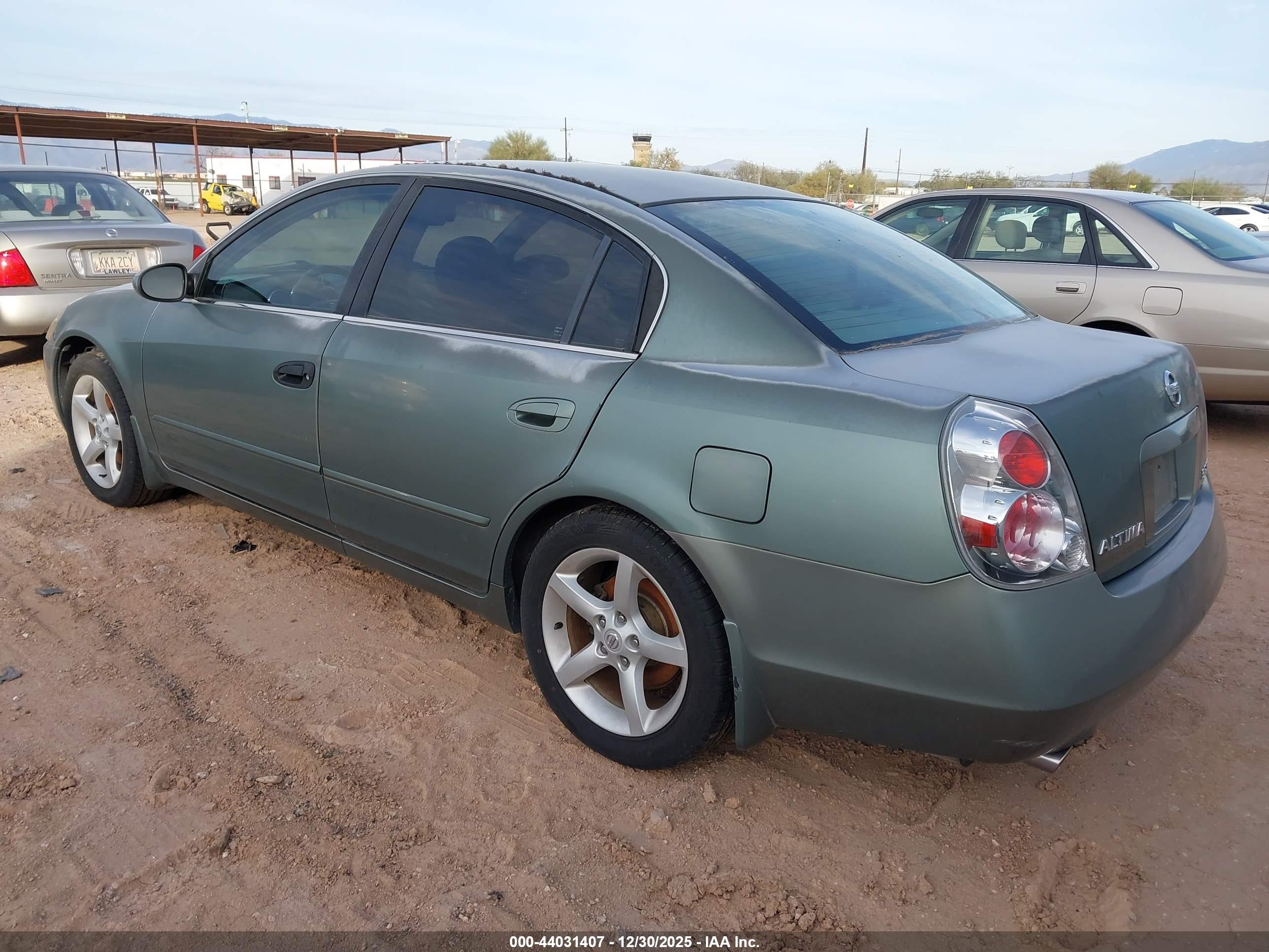 NISSAN ALTIMA image 3
