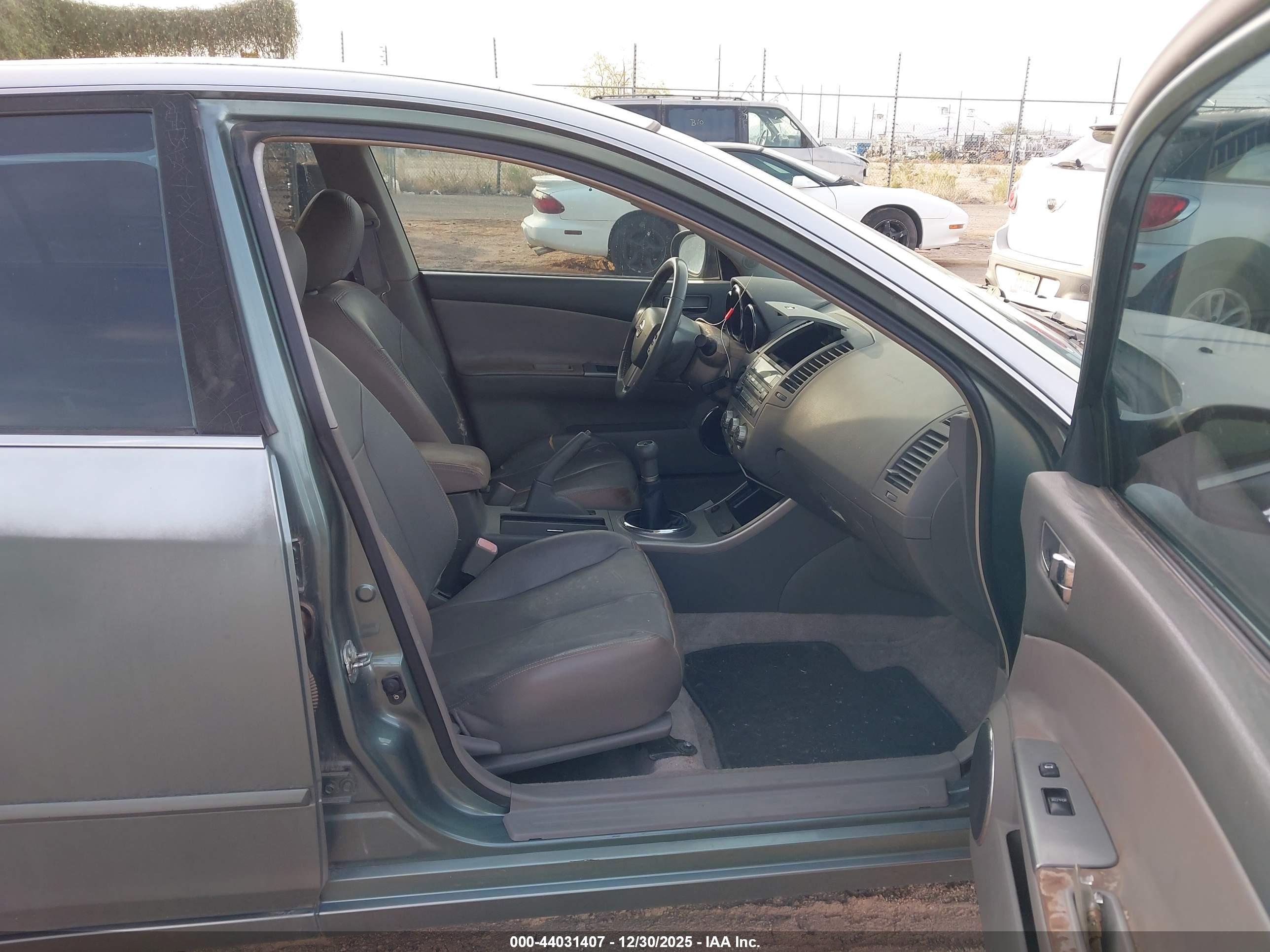 NISSAN ALTIMA image 5