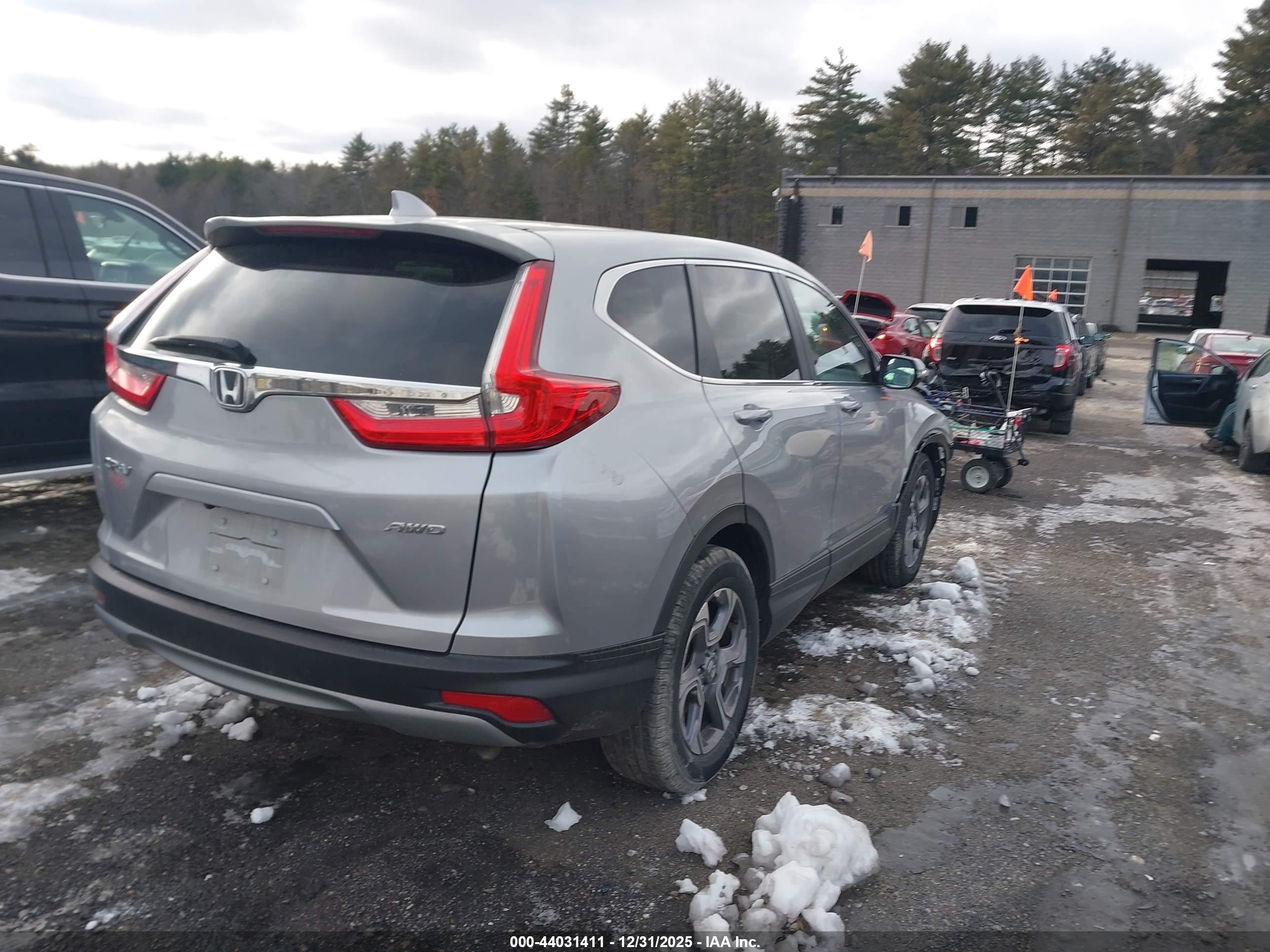 HONDA CR-V image 4