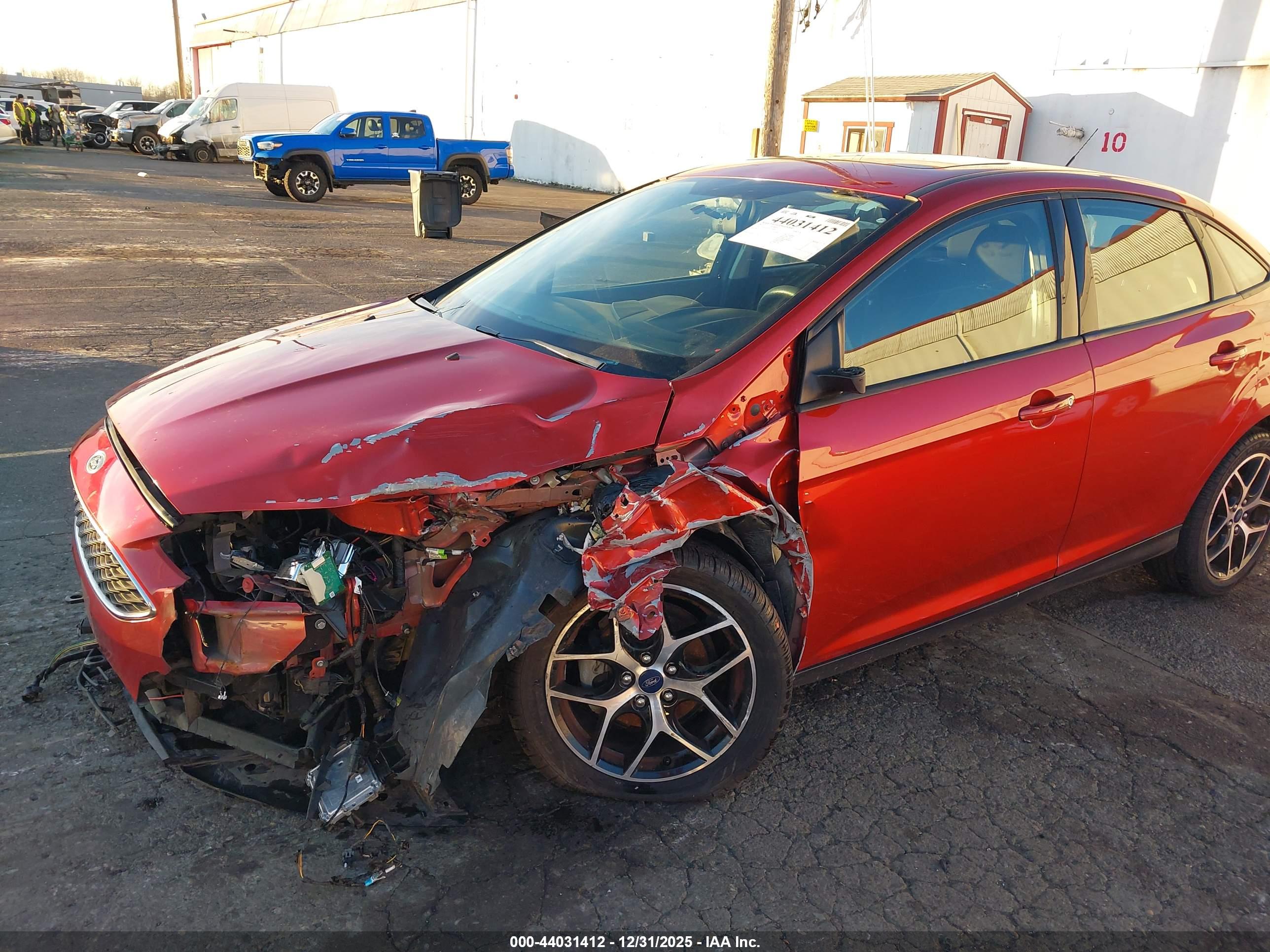 FORD FOCUS image 6