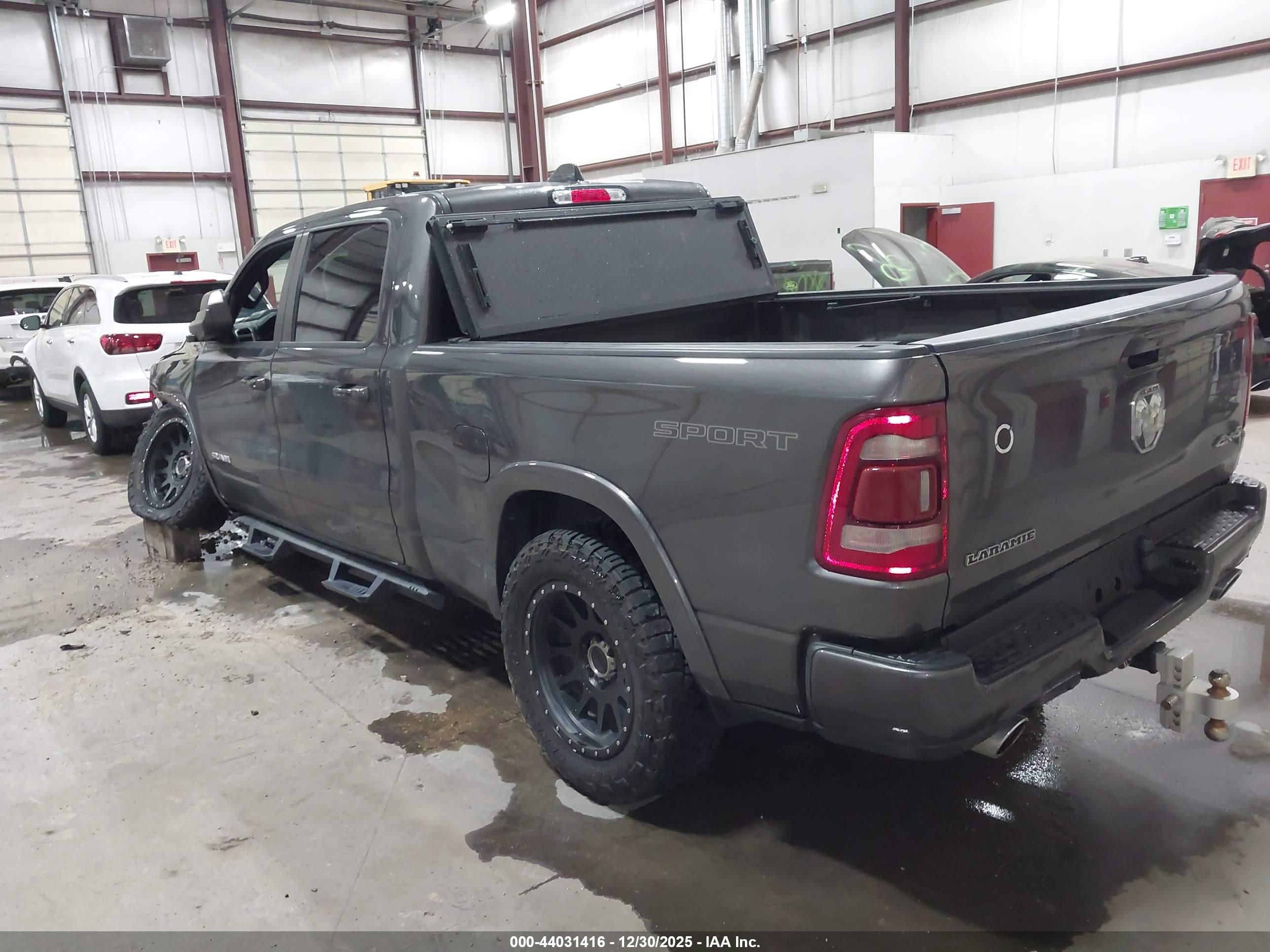RAM 1500 image 3