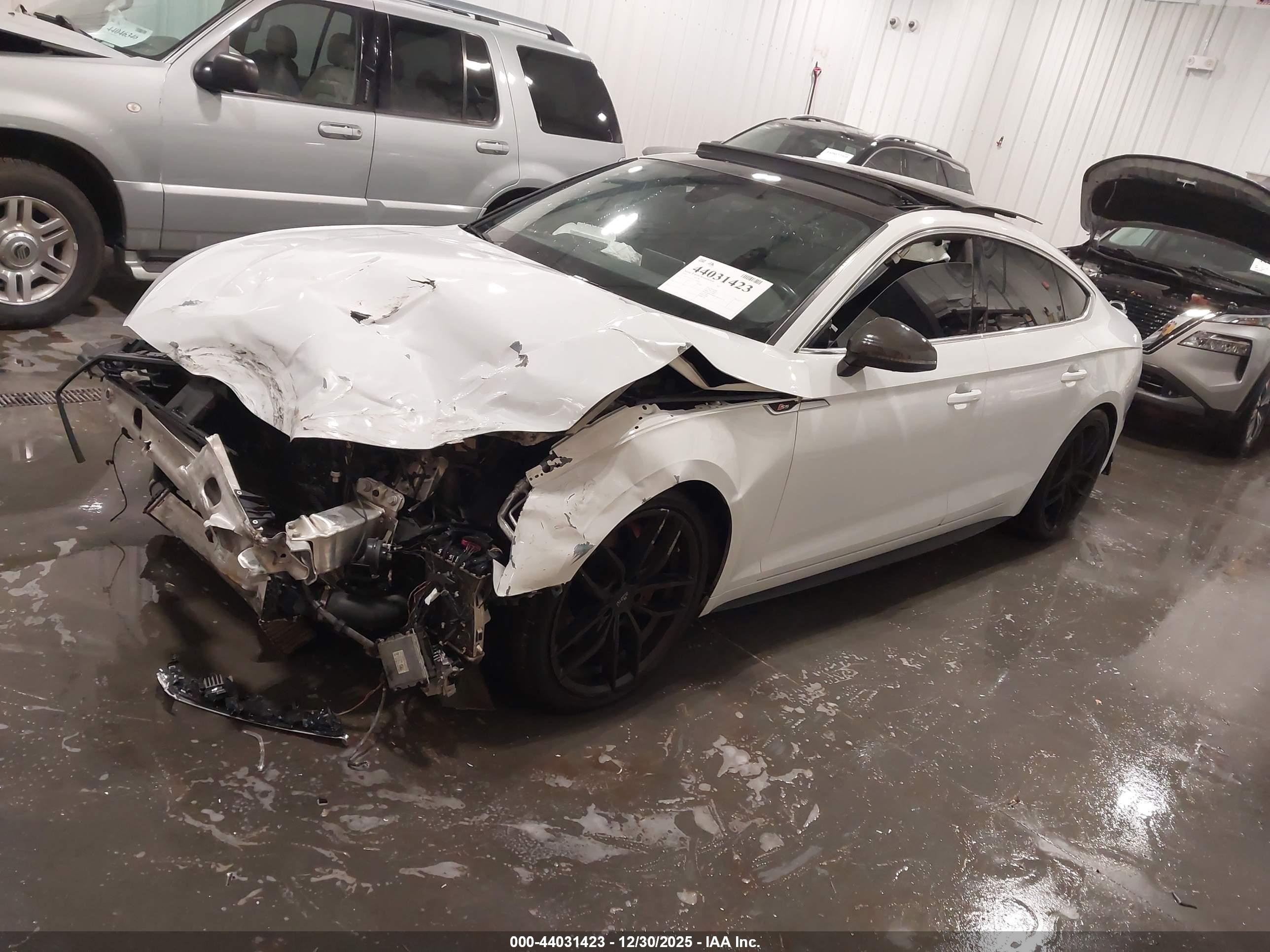 AUDI S5 image 2