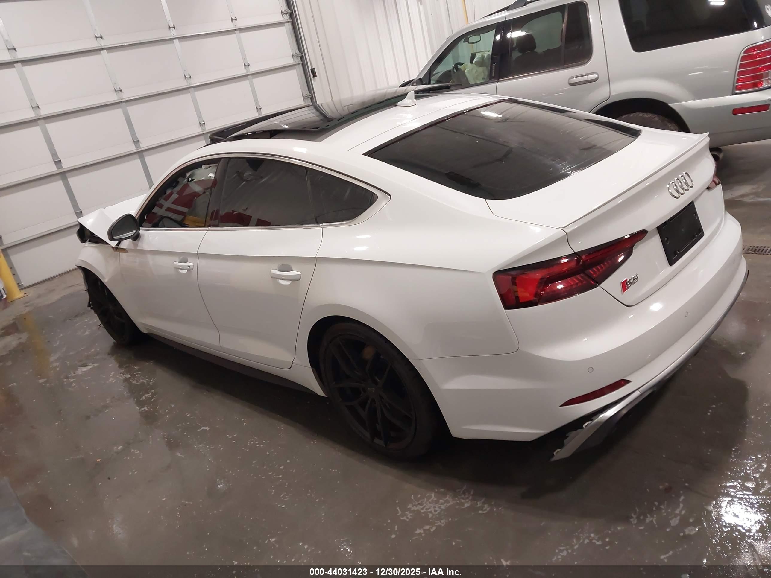 AUDI S5 image 3