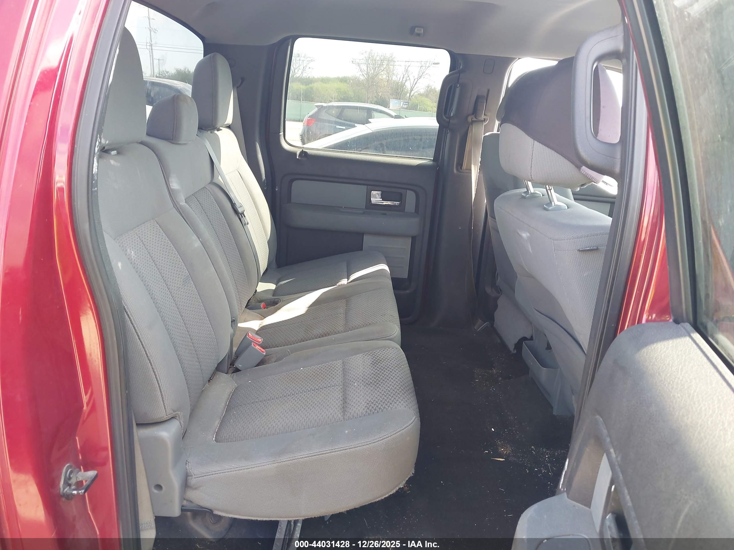 FORD F-150 image 8
