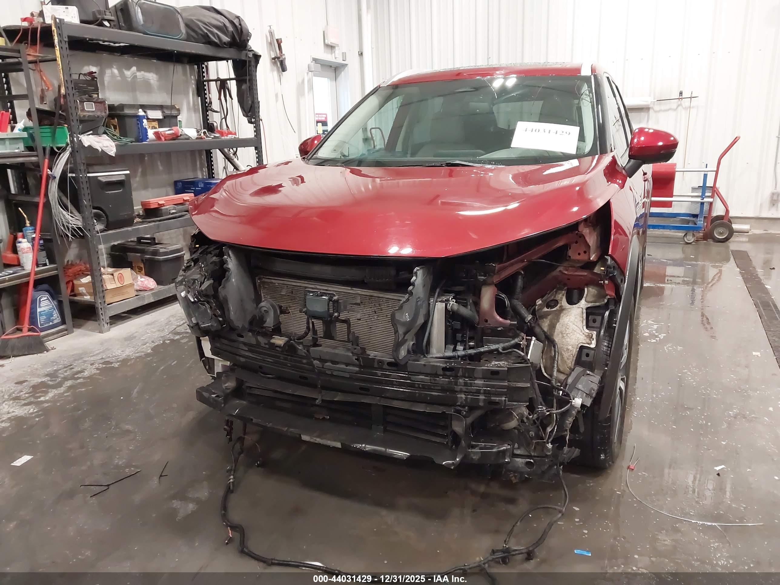 NISSAN ROGUE image 6