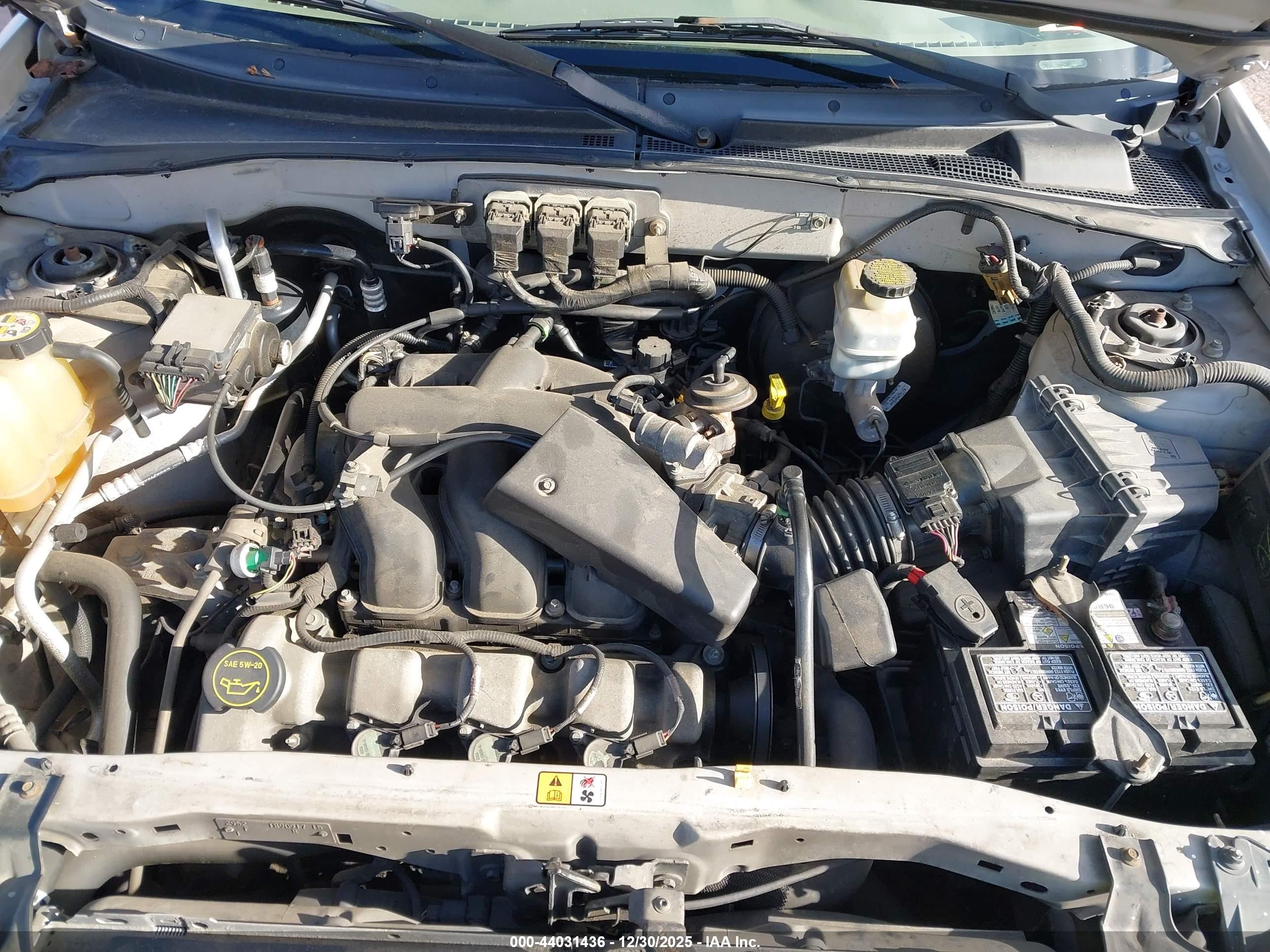 FORD ESCAPE image 10