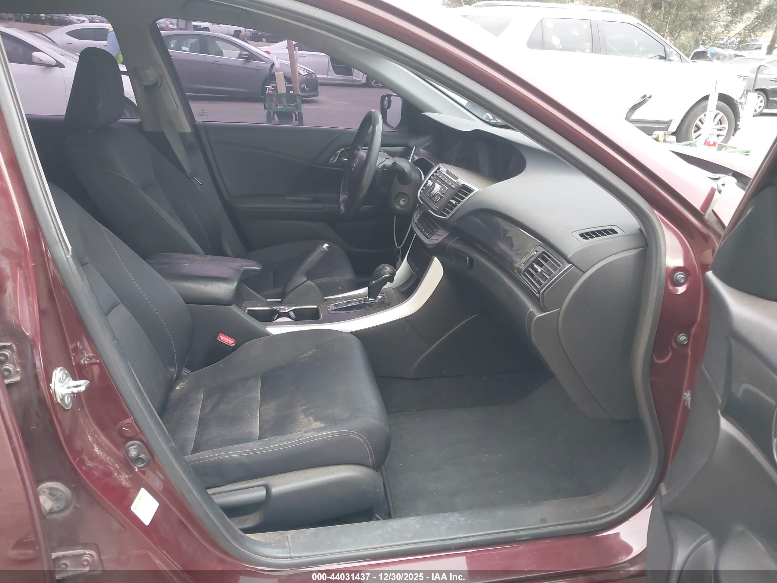 HONDA ACCORD image 5