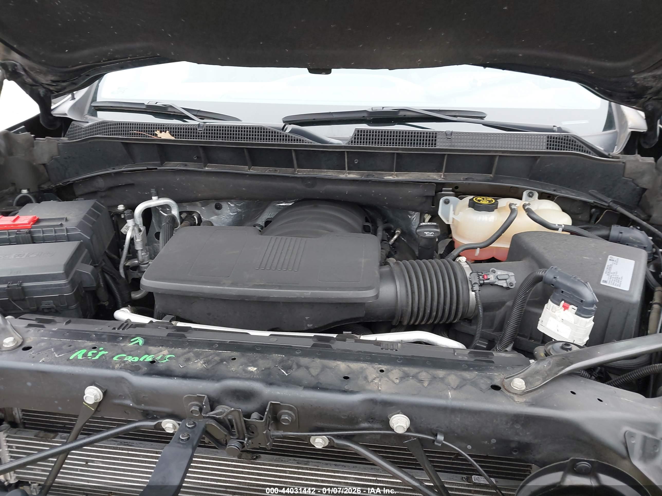 CHEVROLET SILVERADO image 10
