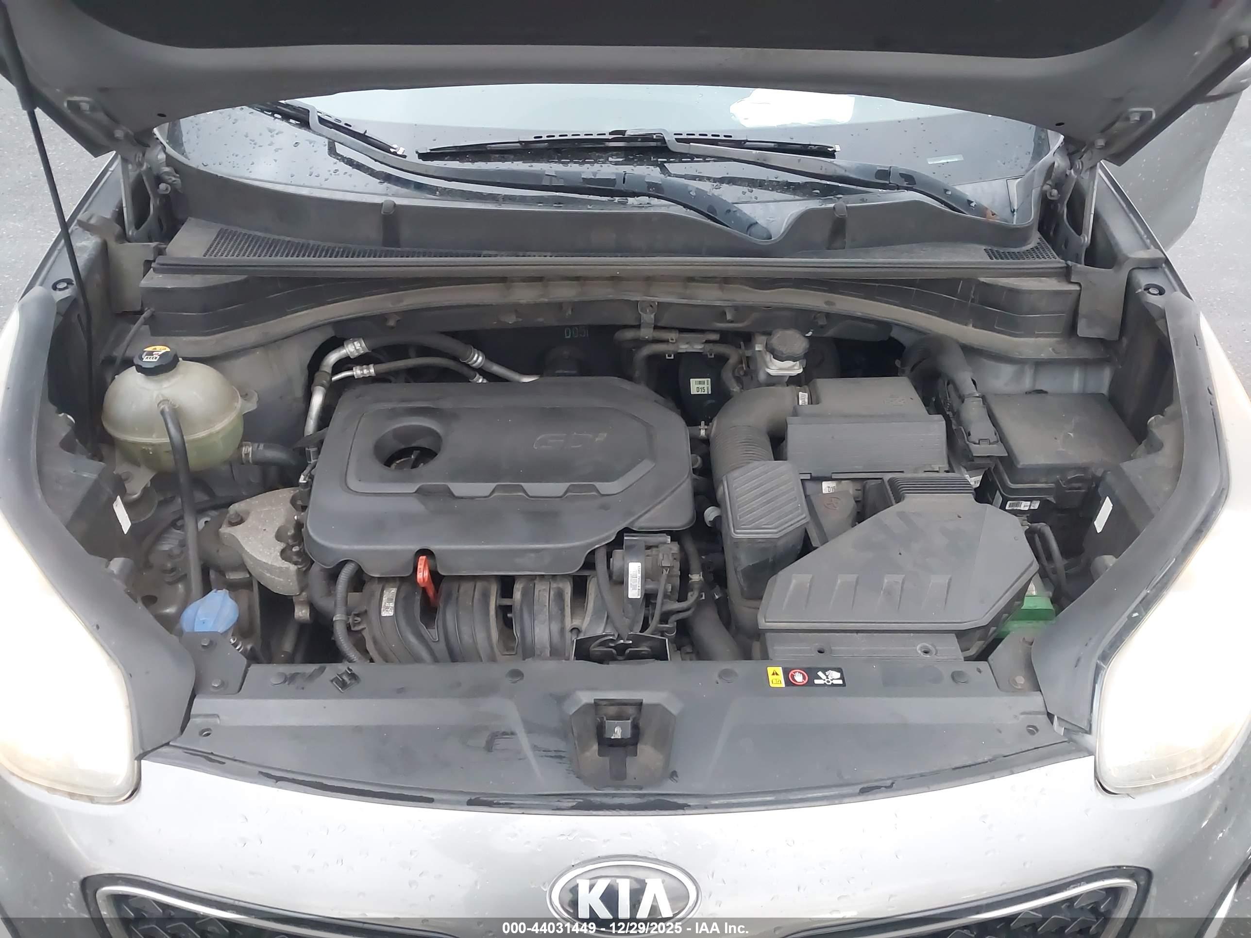 KIA SPORTAGE image 10