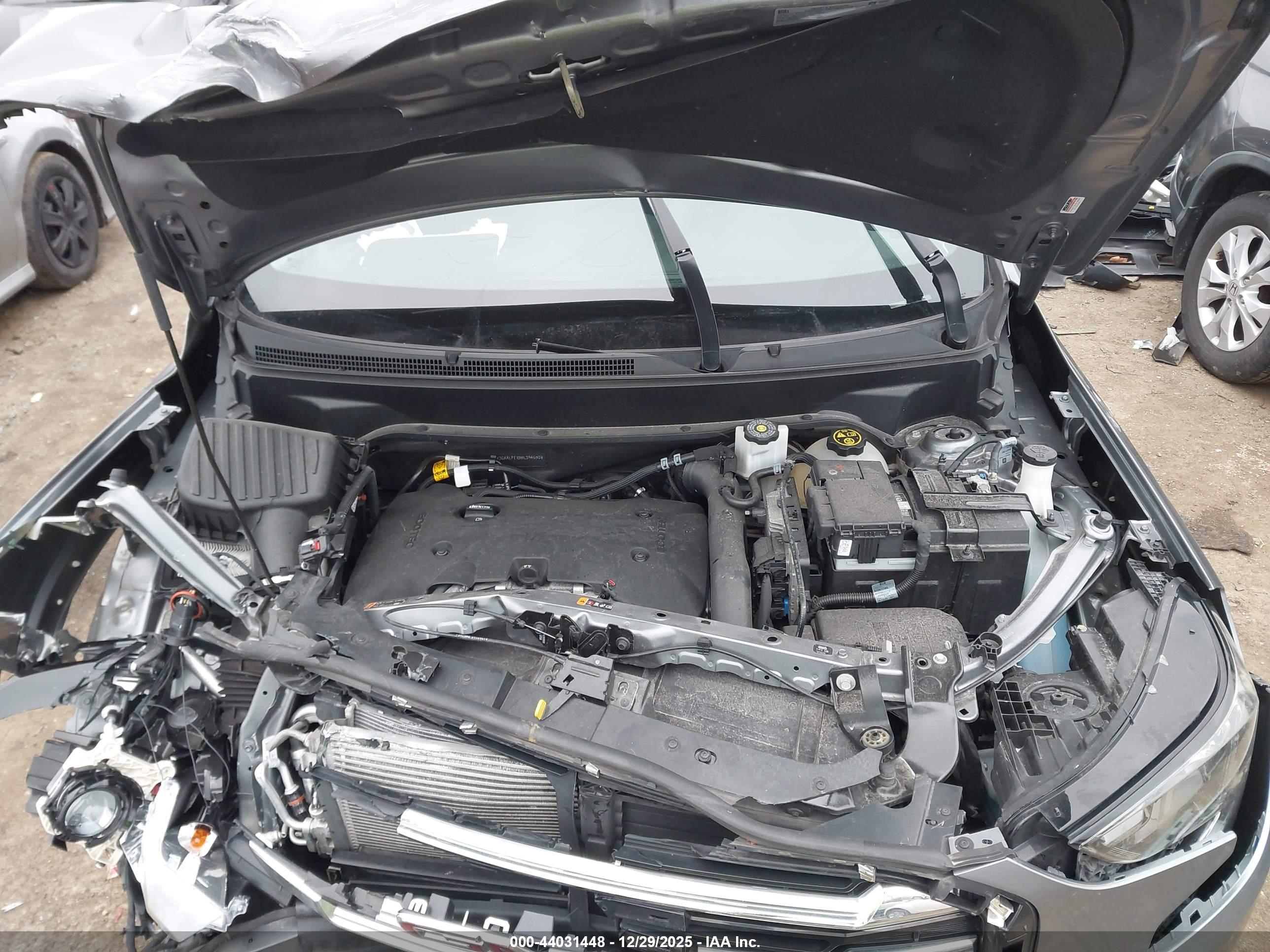 GMC TERRAIN image 10