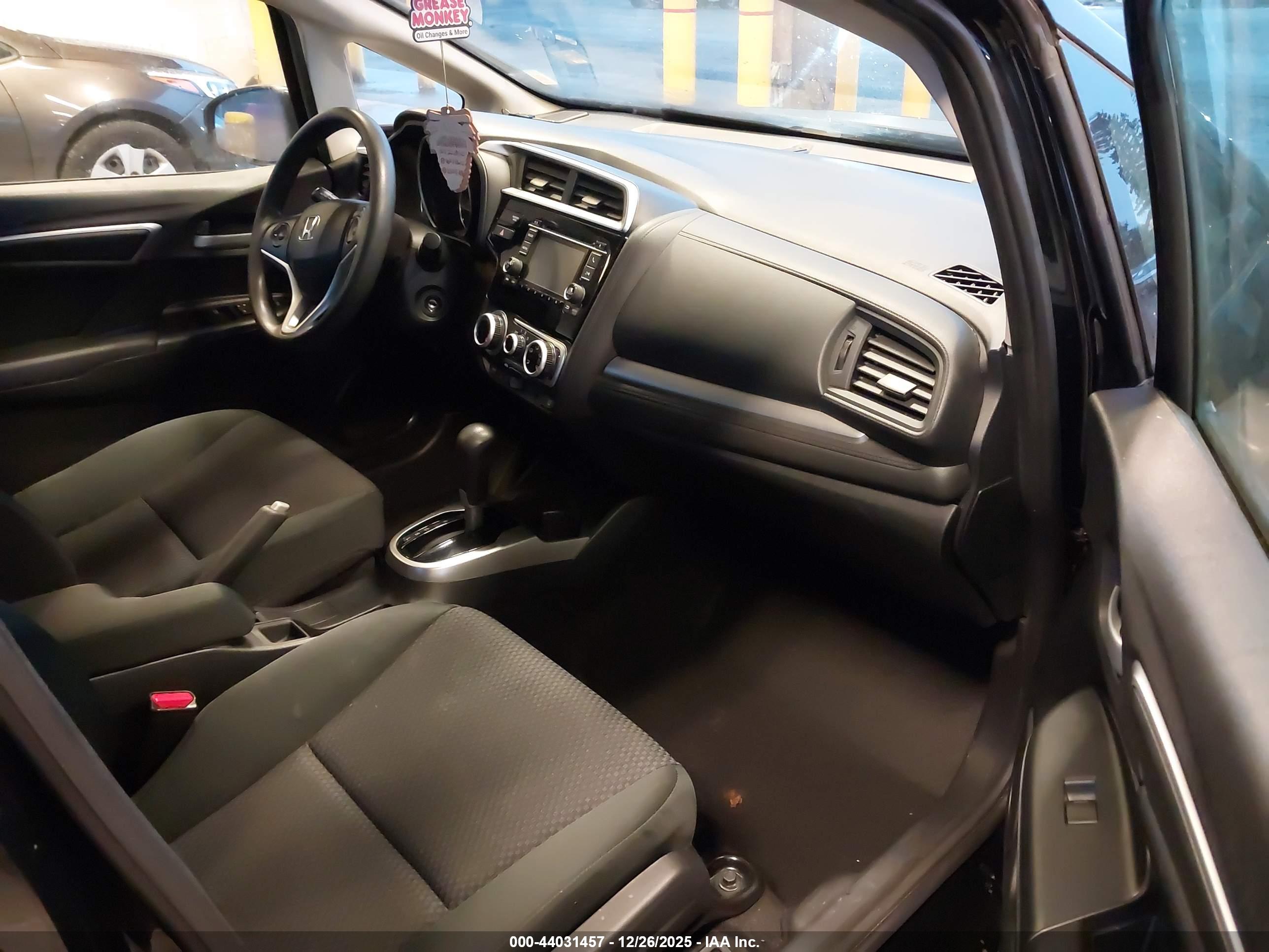 HONDA FIT image 5
